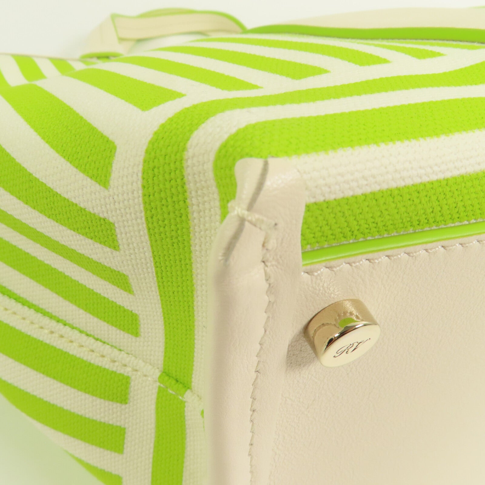 Roger Vivier 帆布2Way Shoulder Bag銀扣手挽肩背兩用袋