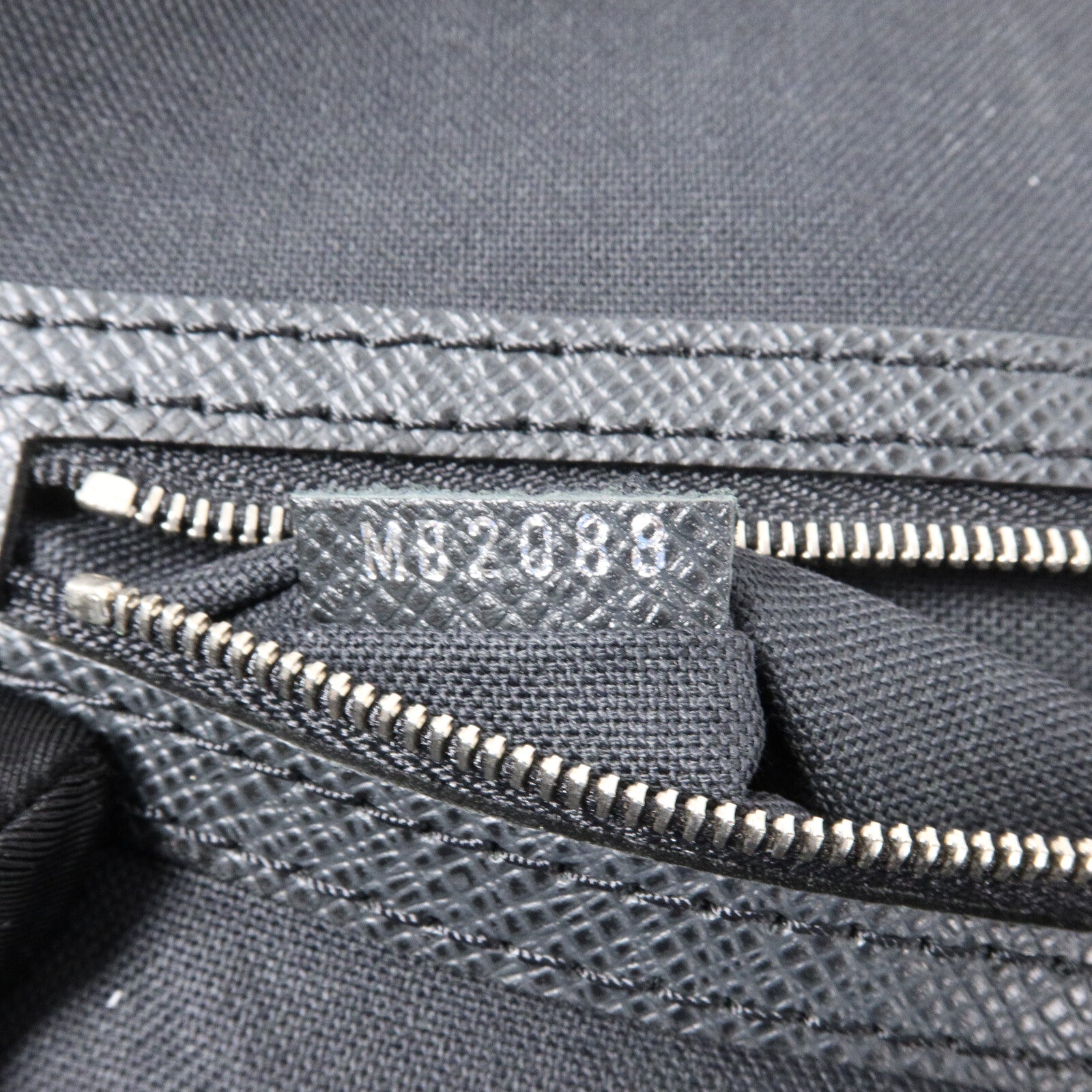 LOUIS VUITTON Taiga Alexander手挽袋