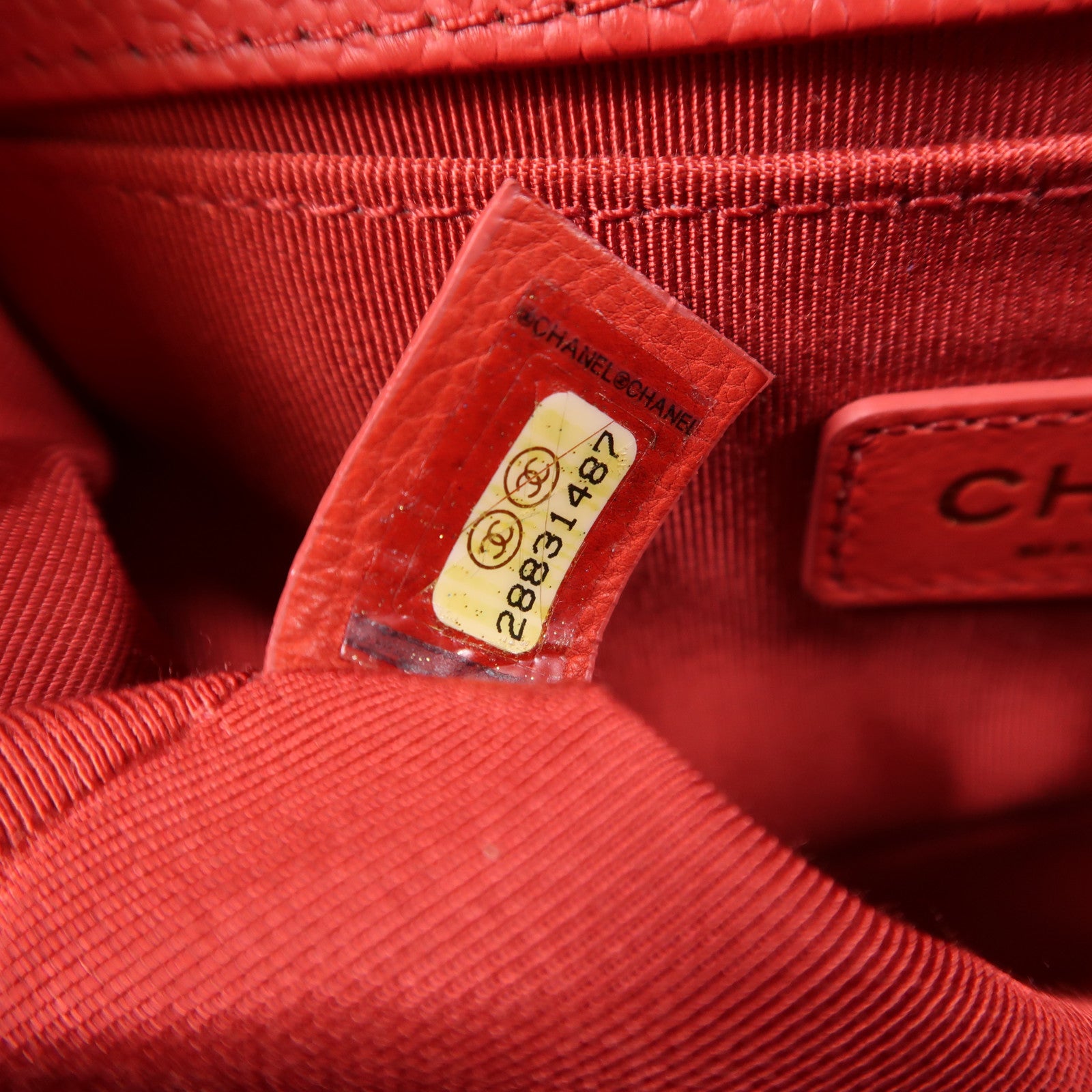 CHANEL CC GHW Boy 20 Chain Shoulder Bag Calfskin Leather Red