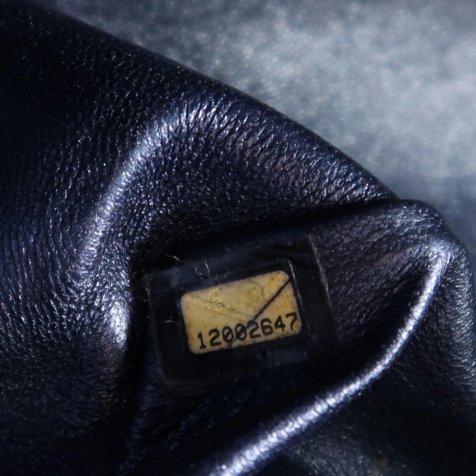 CHANEL 牛皮皮革2.55 Maxi鏈帶肩背袋
