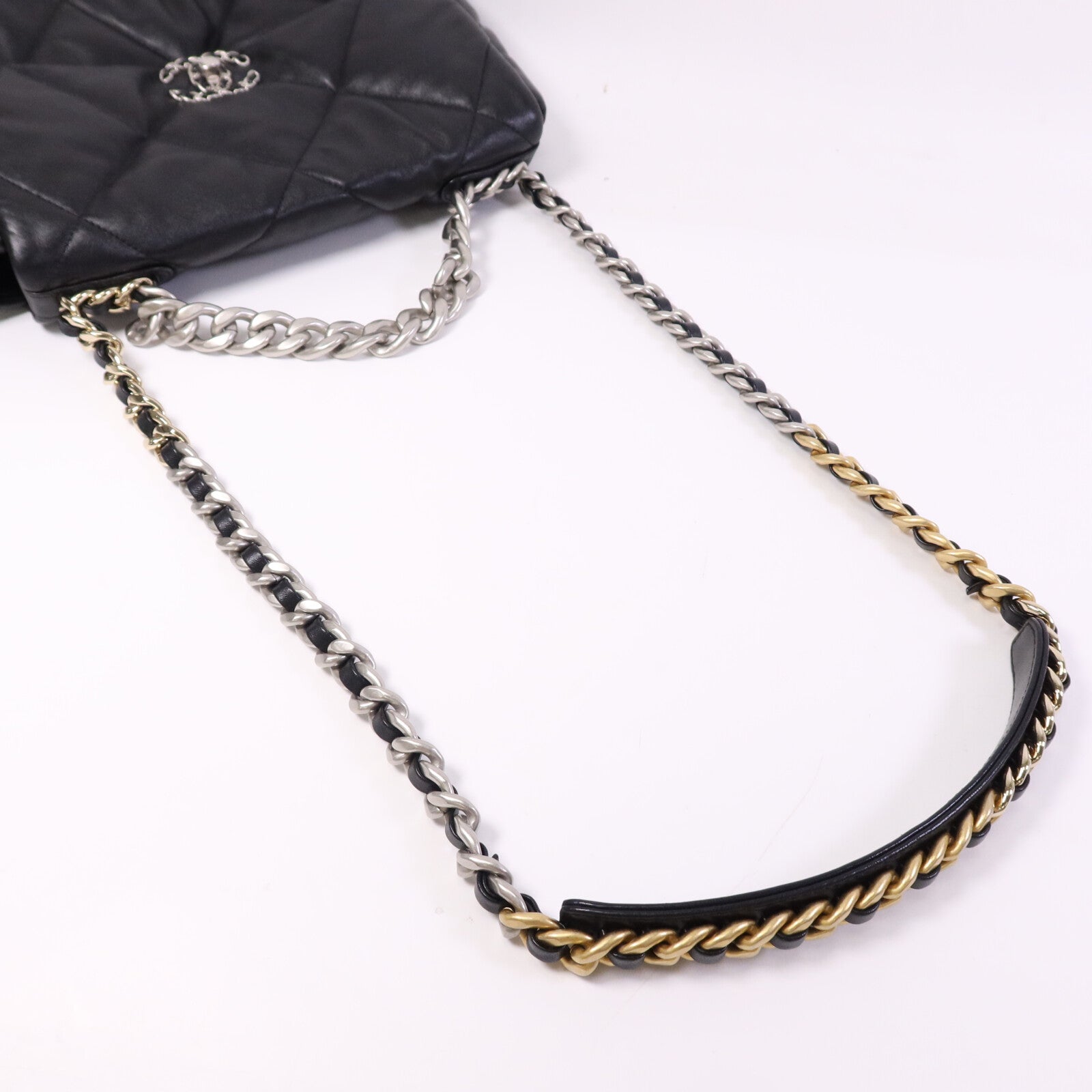 CHANEL 【激減優惠】羊皮皮革C19 Medium鏈帶肩背袋