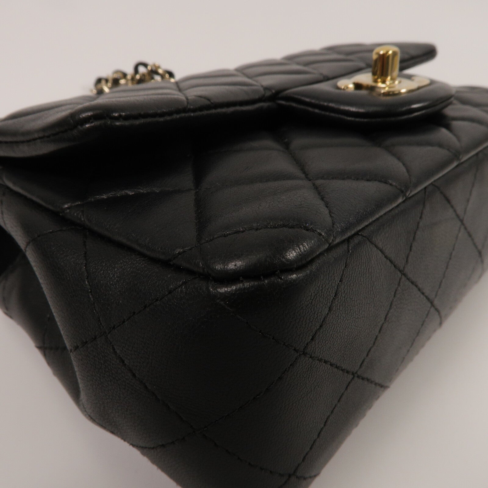 CHANEL 羊皮皮革Mini Classic 20鏈帶肩背袋