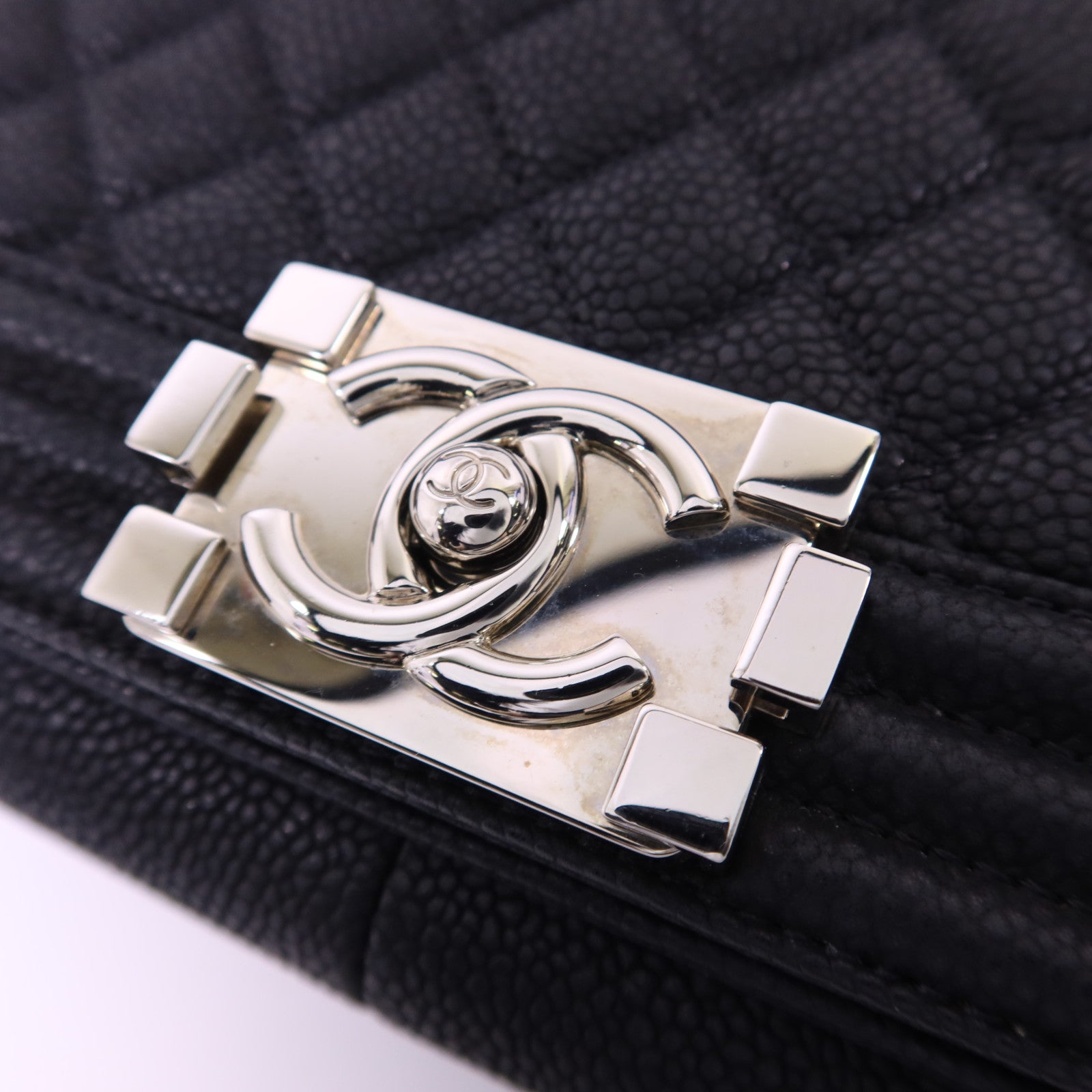 CHANEL 牛皮皮革Boy 30銀扣鏈帶肩背袋