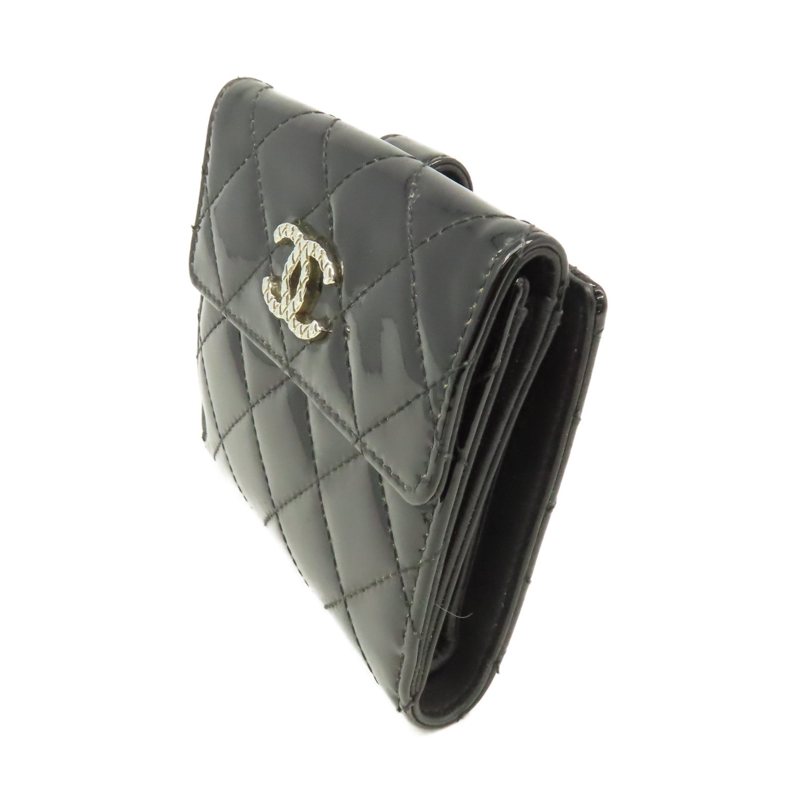 CHANEL 菱格漆皮皮革Short Wallet銀扣短錢包黑色