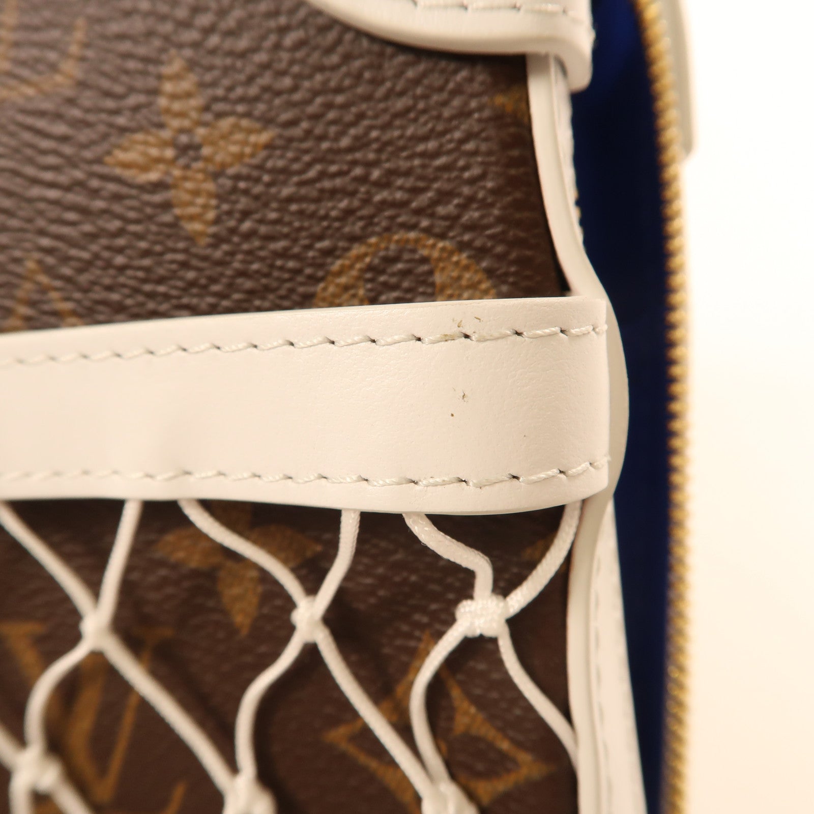 LOUIS VUITTON 【激減優惠】Monogram/皮革LV X NBA Soft Trunk金扣肩背袋啡色/白色