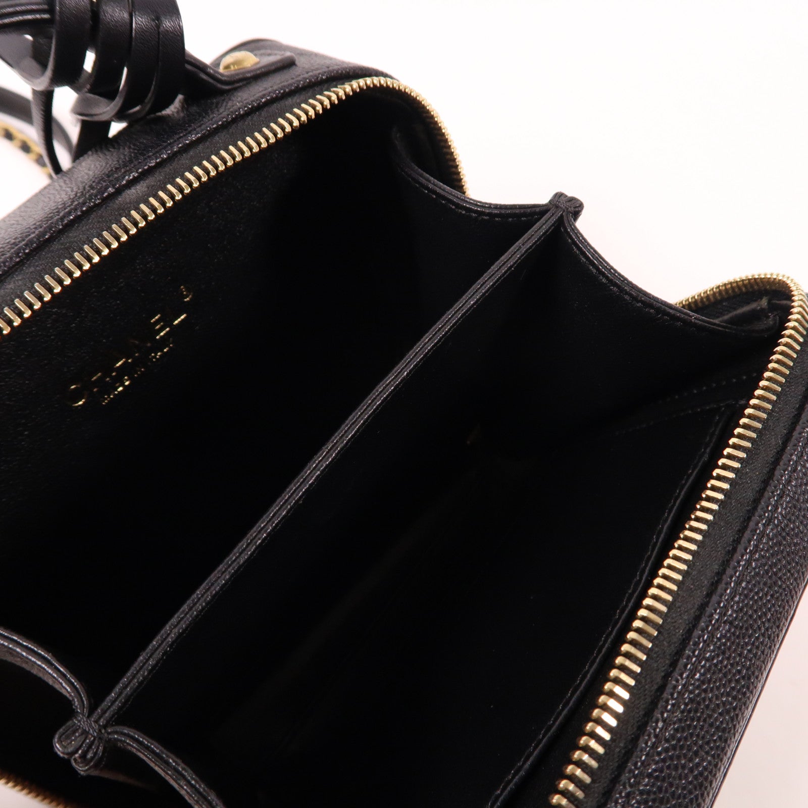 CHANEL 菱格Caviar皮革Vanity Case金扣手挽肩背兩用袋黑色