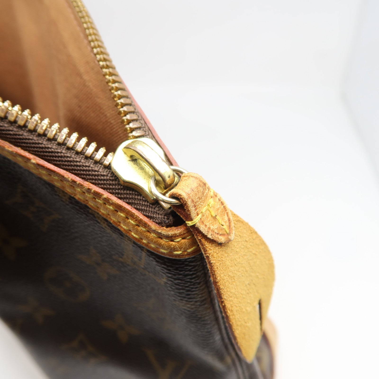 LOUIS VUITTON 【激減優惠】Monogram Lockit Horizontal金扣肩背袋啡色
