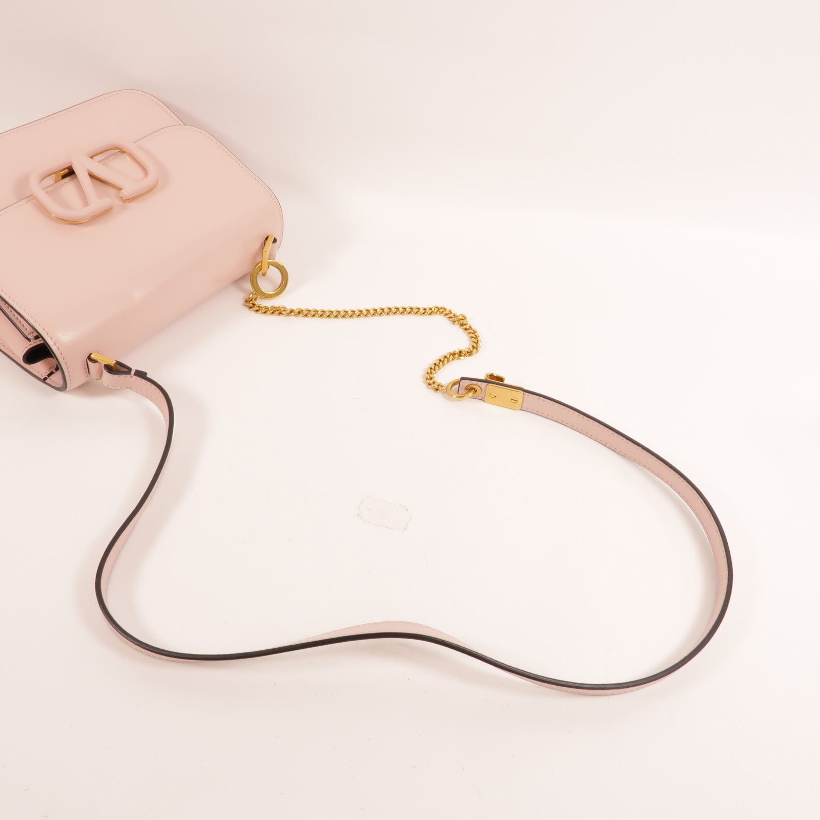 Valentino 牛皮皮革Vsling肩背袋