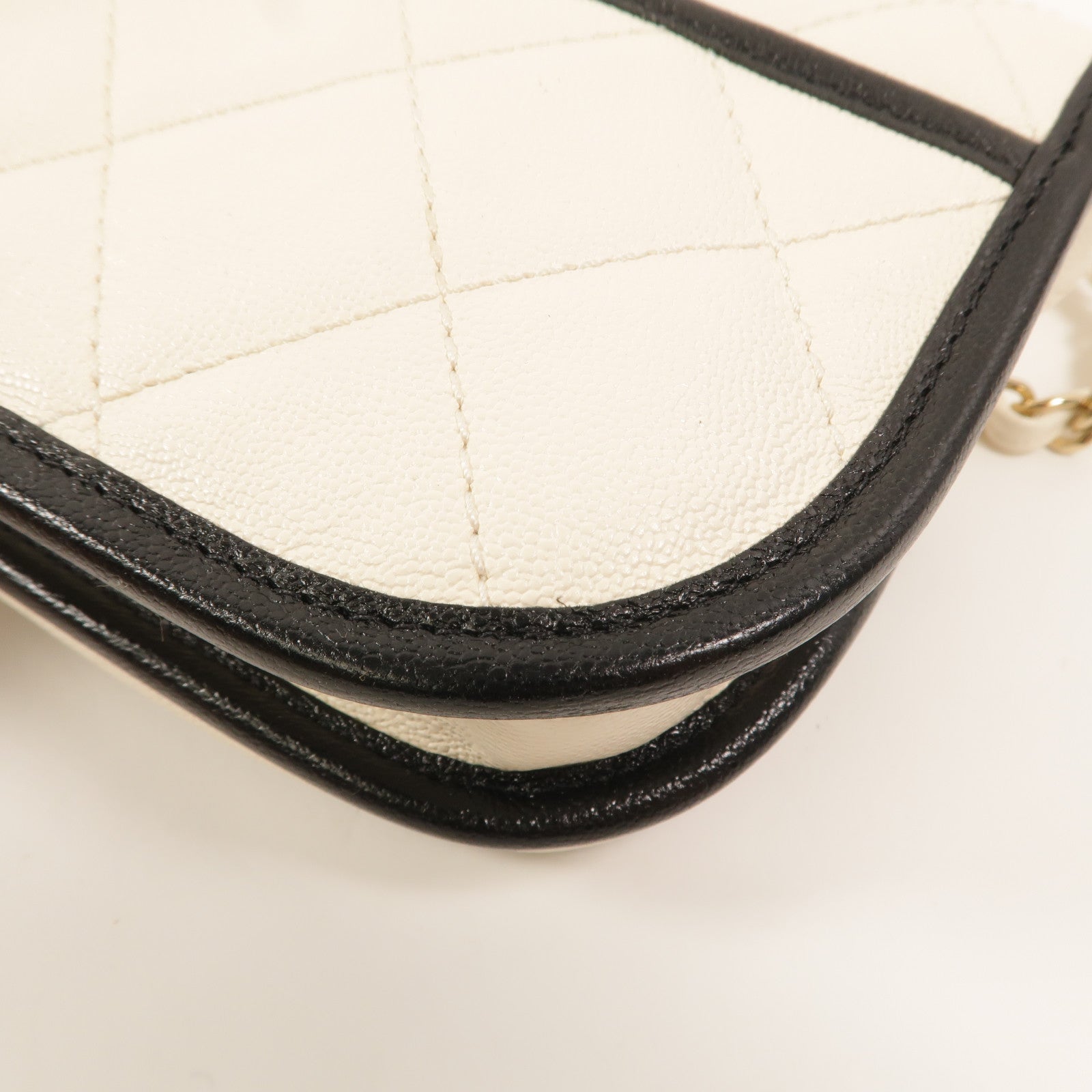CHANEL 牛皮皮革Mini Round Flap Messenger Bag肩背袋