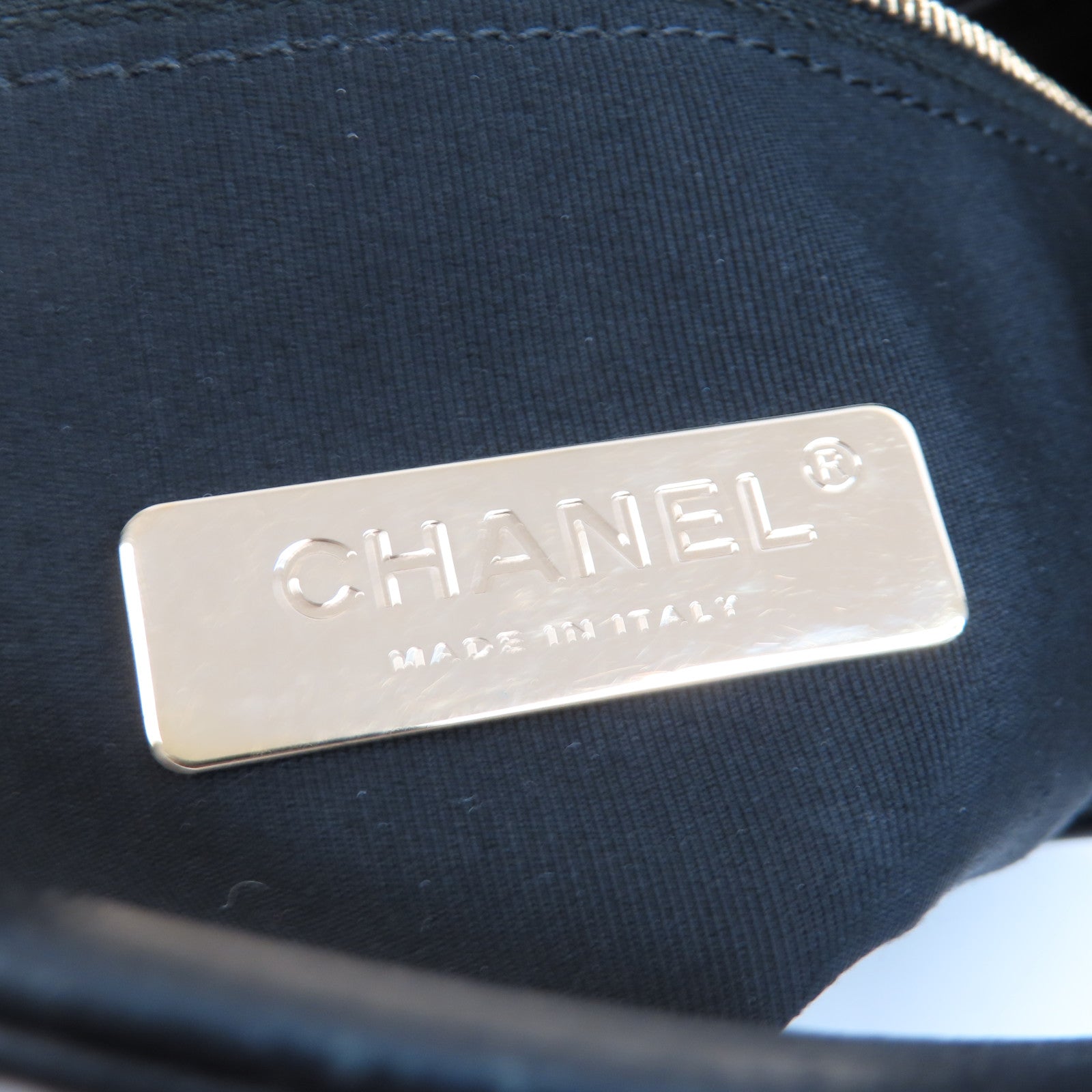 CHANEL 【激減優惠】菱格牛皮皮革Chanel 31金扣鏈帶手挽肩背兩用袋黑色