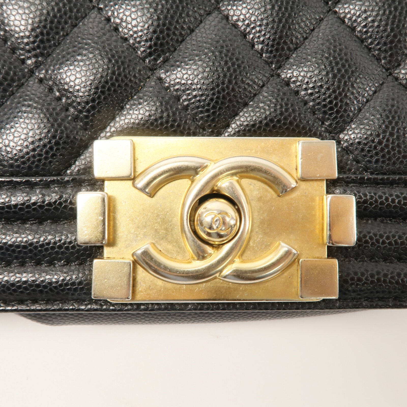 CHANEL 牛皮皮革Boy 20鏈帶肩背袋