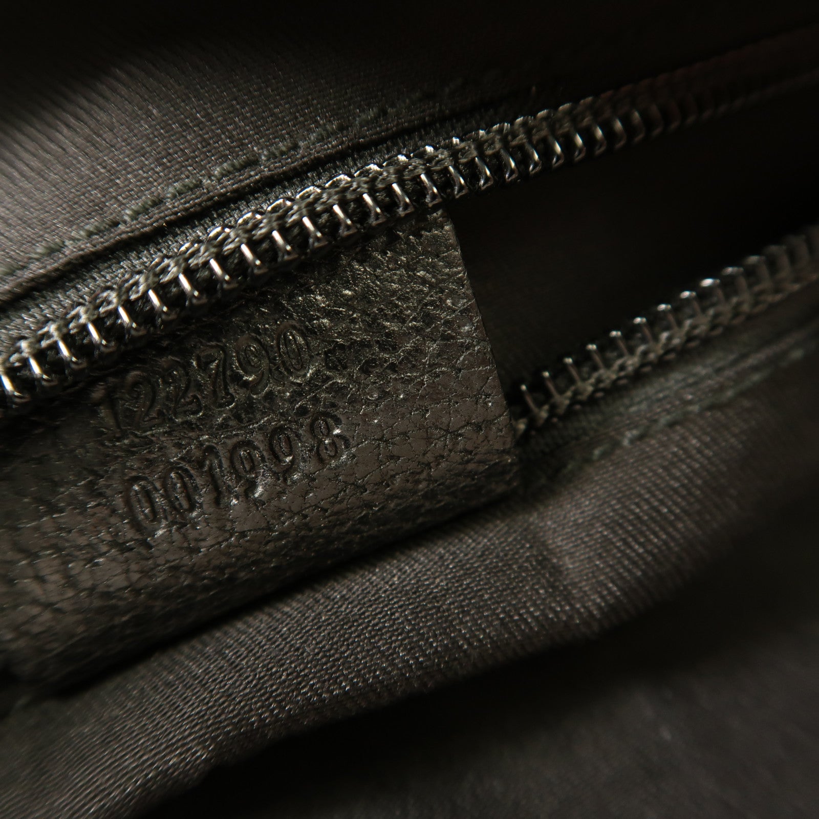GUCCI 帆布Shoulder Bag銀扣肩背袋