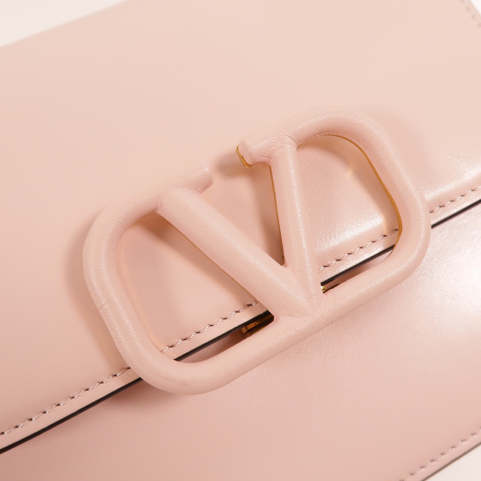 Valentino 牛皮皮革Vsling肩背袋