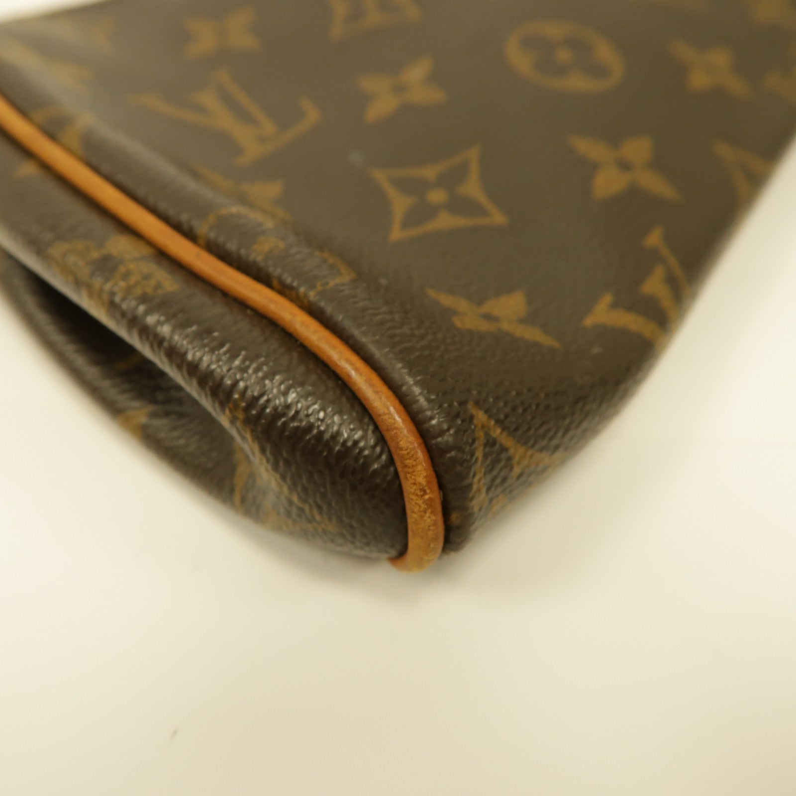 LOUIS VUITTON Monogram Eva金扣手挽肩背兩用袋啡色