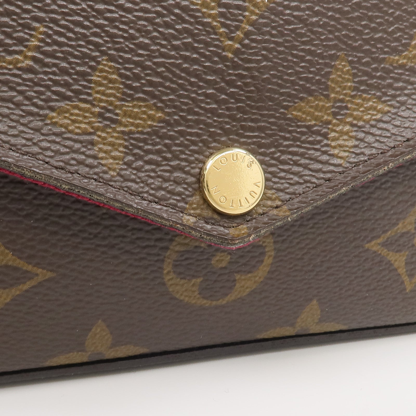 LOUIS VUITTON Monogram Pochette Felicie金扣鏈帶肩背袋