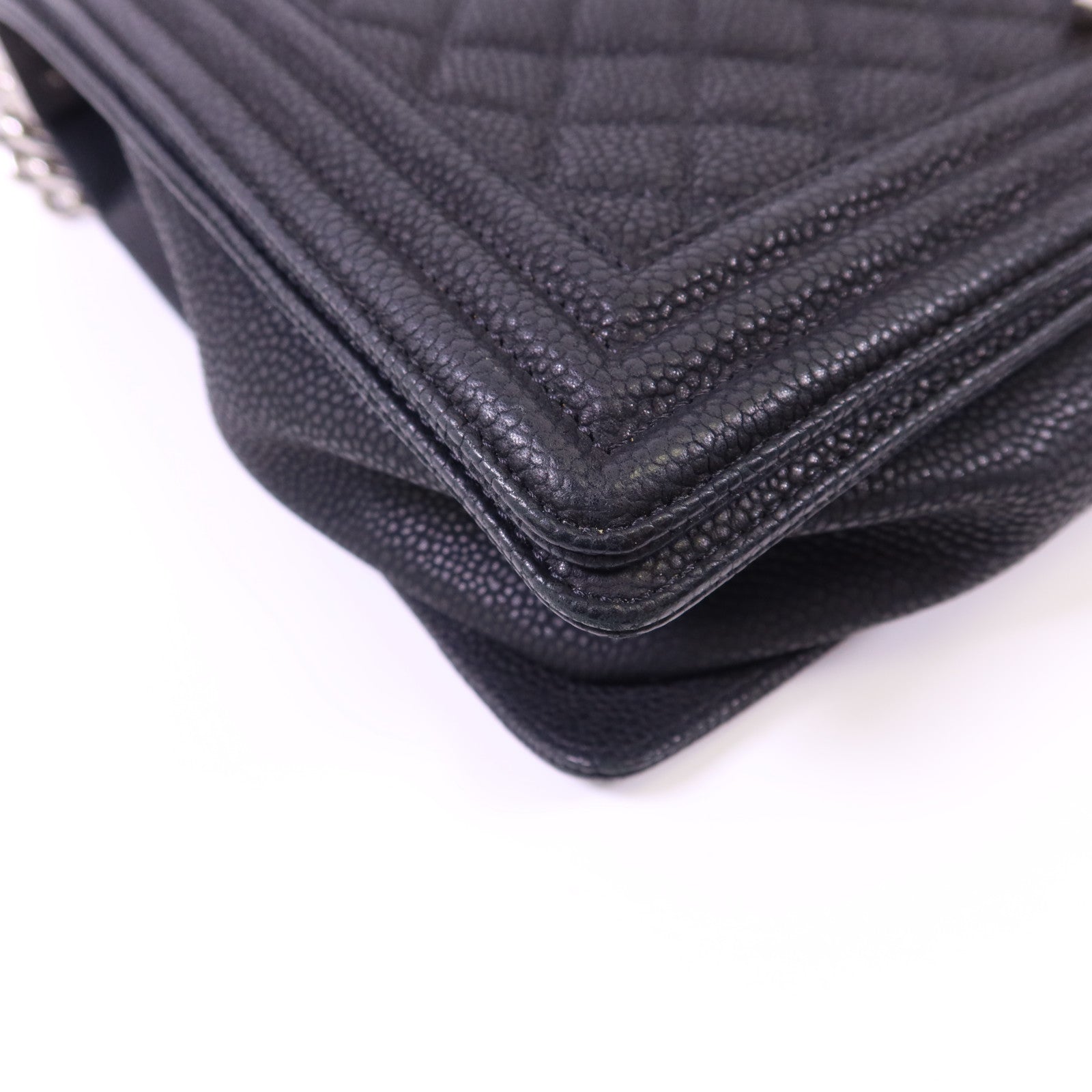 CHANEL 牛皮皮革Boy 30銀扣鏈帶肩背袋