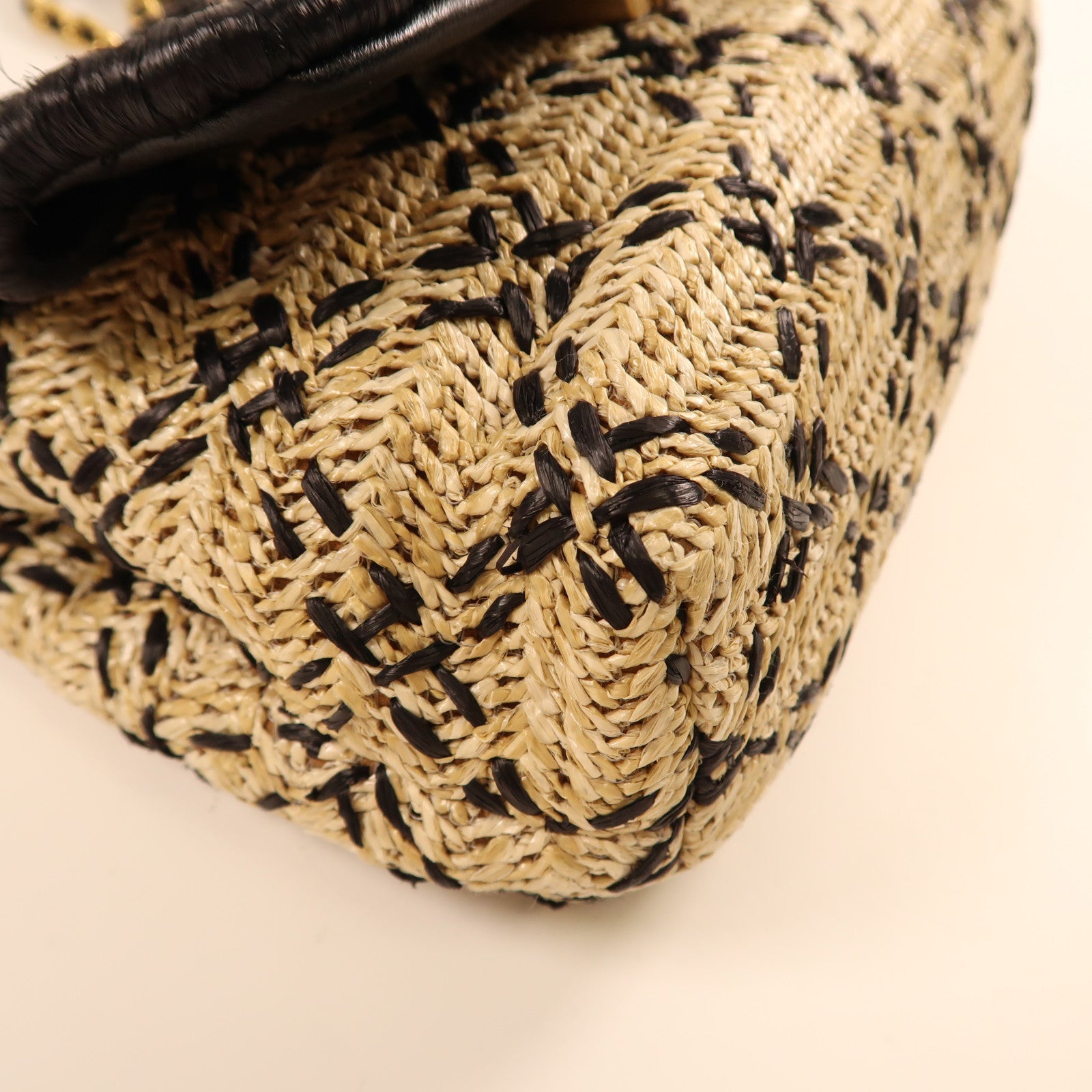Tory Burch 藤料Chain Shoulder金扣鏈帶肩背袋米色/黑色