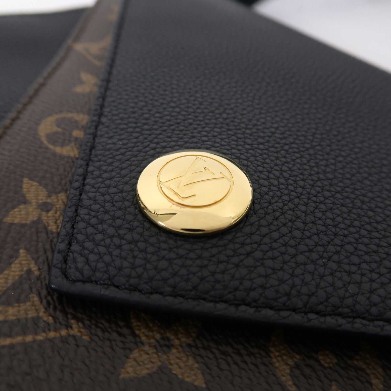 LOUIS VUITTON 【激減優惠】Monogram Double V金扣手挽肩背兩用袋黑色/啡色