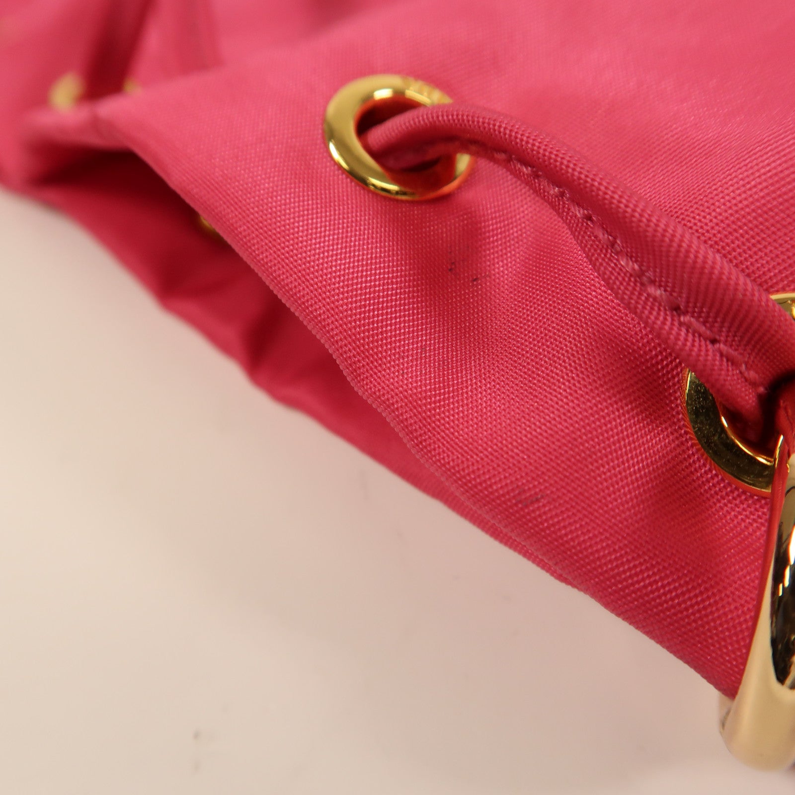 PRADA 尼龍Tessuto Pouch金扣手拿包