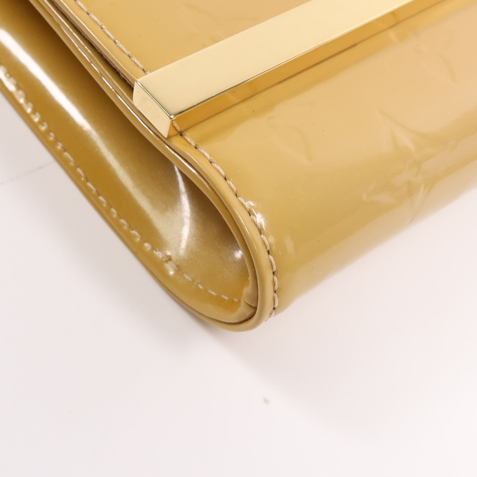 LOUIS VUITTON Vernis Ana Pochette金扣鏈帶肩背袋