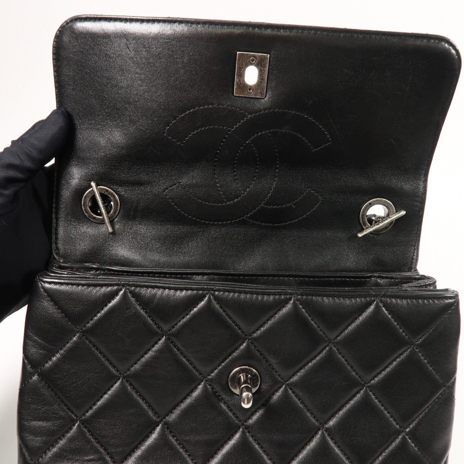 CHANEL 牛皮皮革Trendy CC Top Handle鏈帶手挽肩背兩用袋