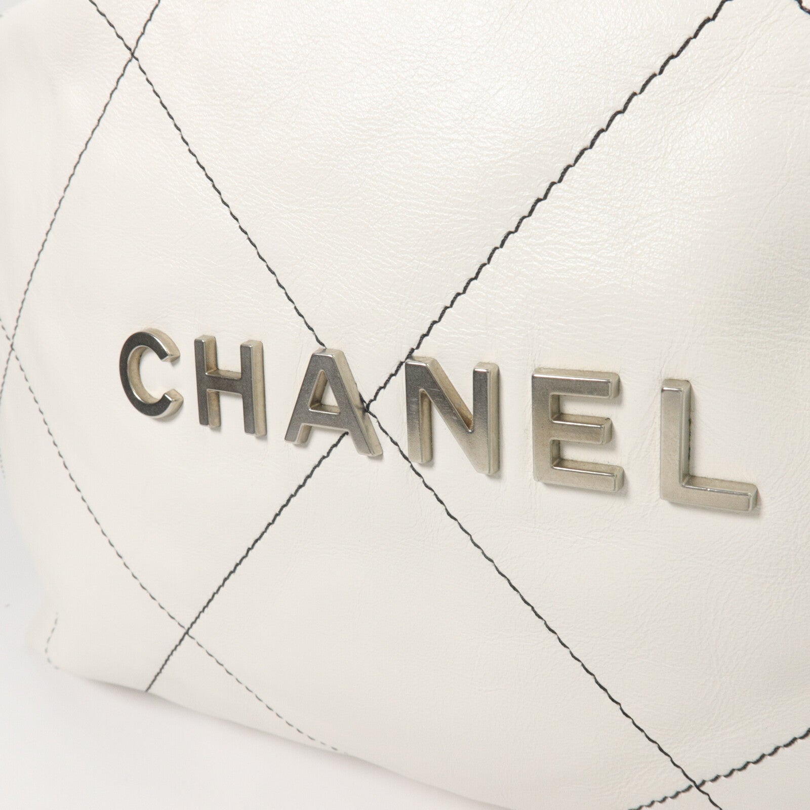 CHANEL 牛皮皮革Chanel 22 Small鏈帶肩背袋