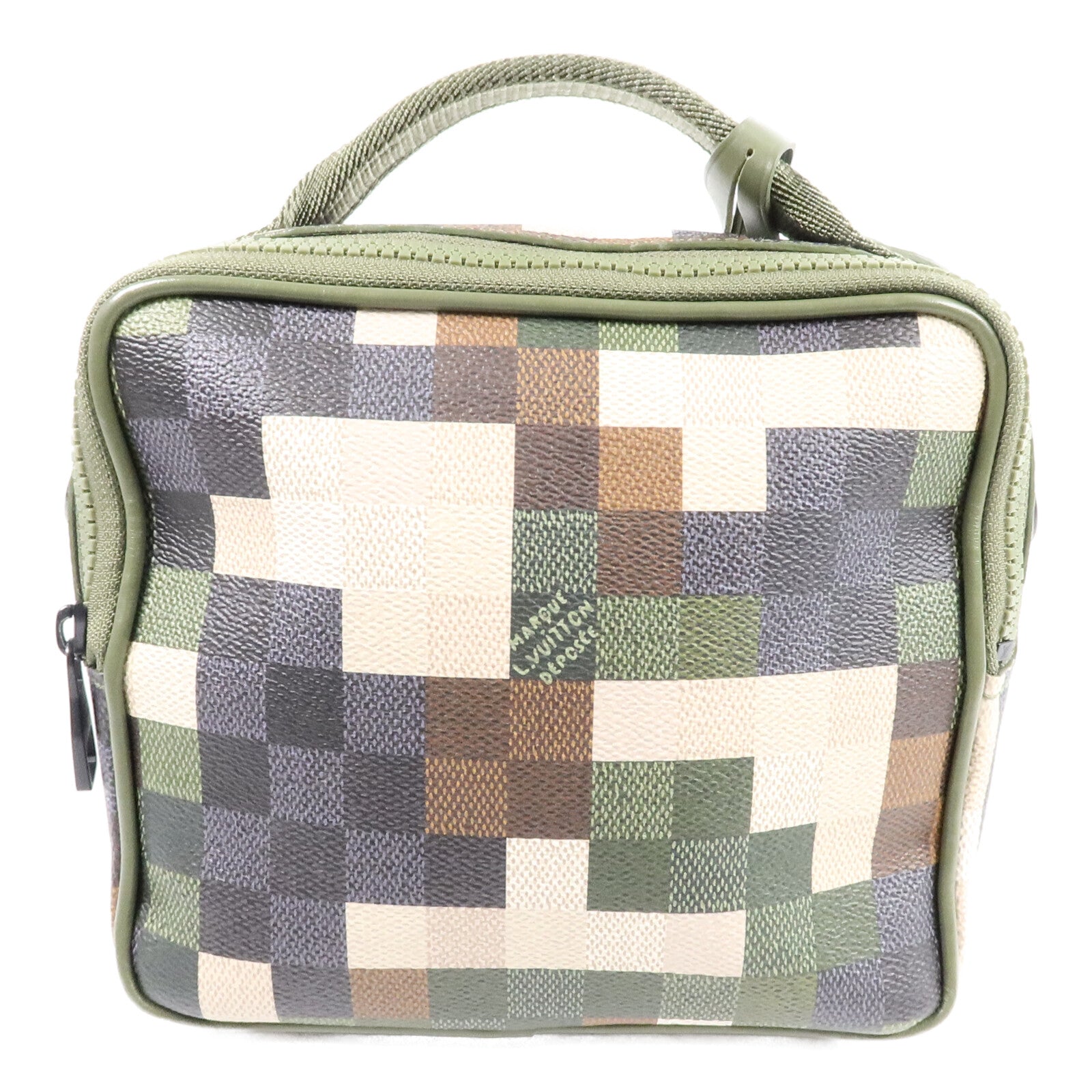 LOUIS VUITTON Damoflage Taigarama Quest Messenger手挽肩背兩用袋