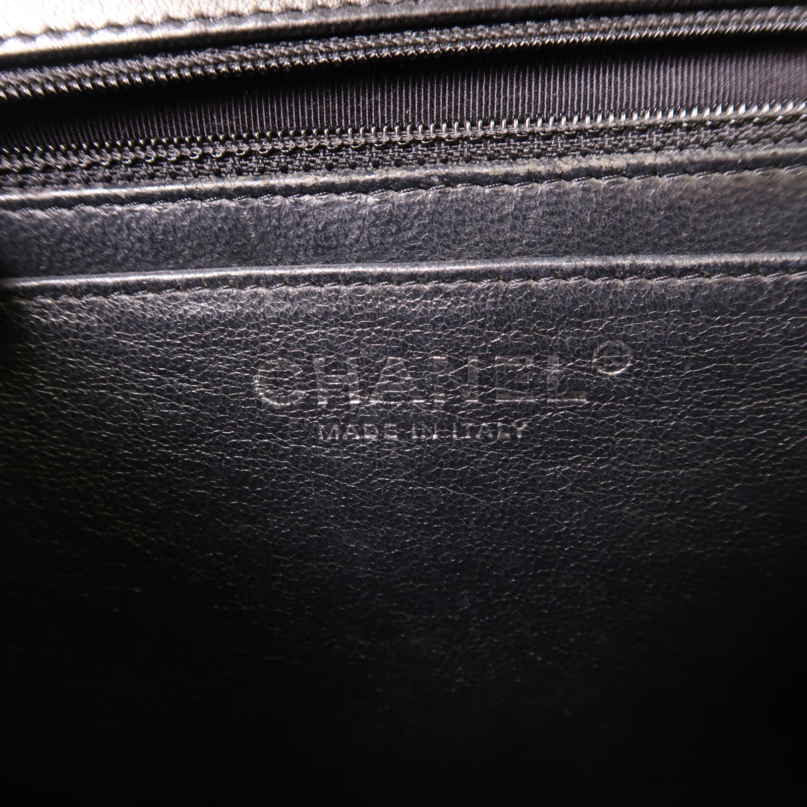 CHANEL 漆皮皮革Large Classic銀扣鏈帶肩背袋