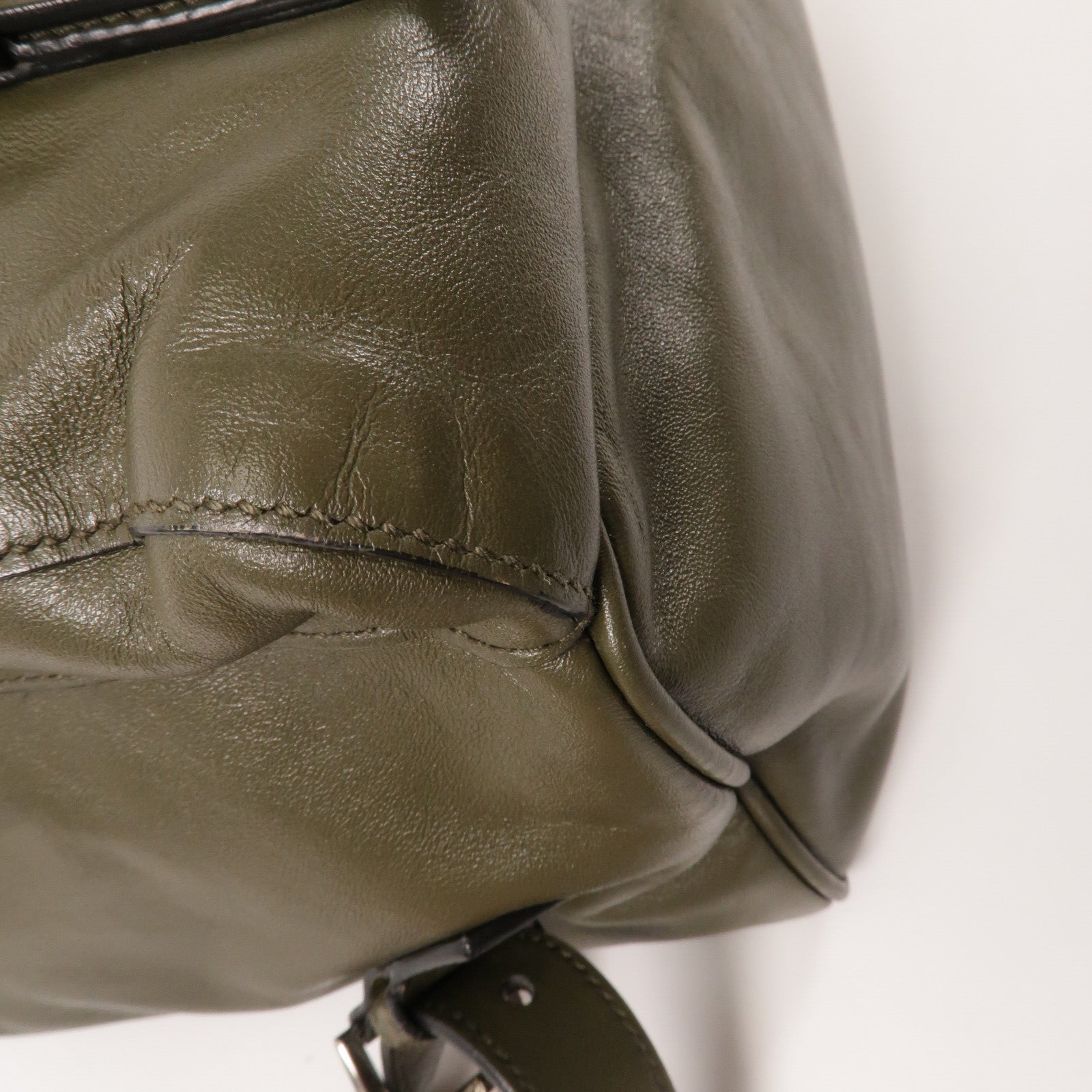PRADA 牛皮皮革Backpack背包