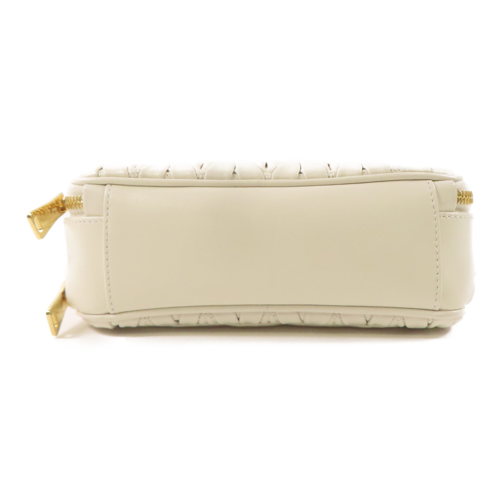 Miu Miu 羊皮皮革Matlasse Nappa Shoulder Bag金扣肩背袋白色