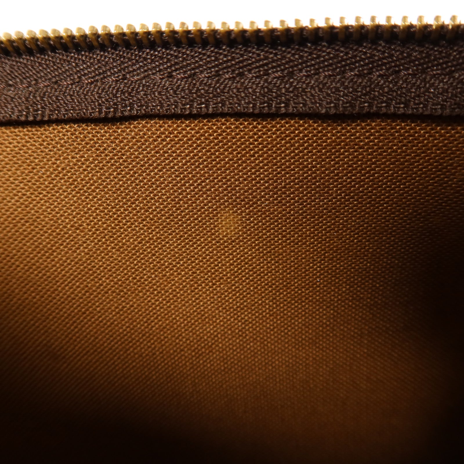 LOUIS VUITTON Monogram Pochette Accessoires金扣手挽袋棕色