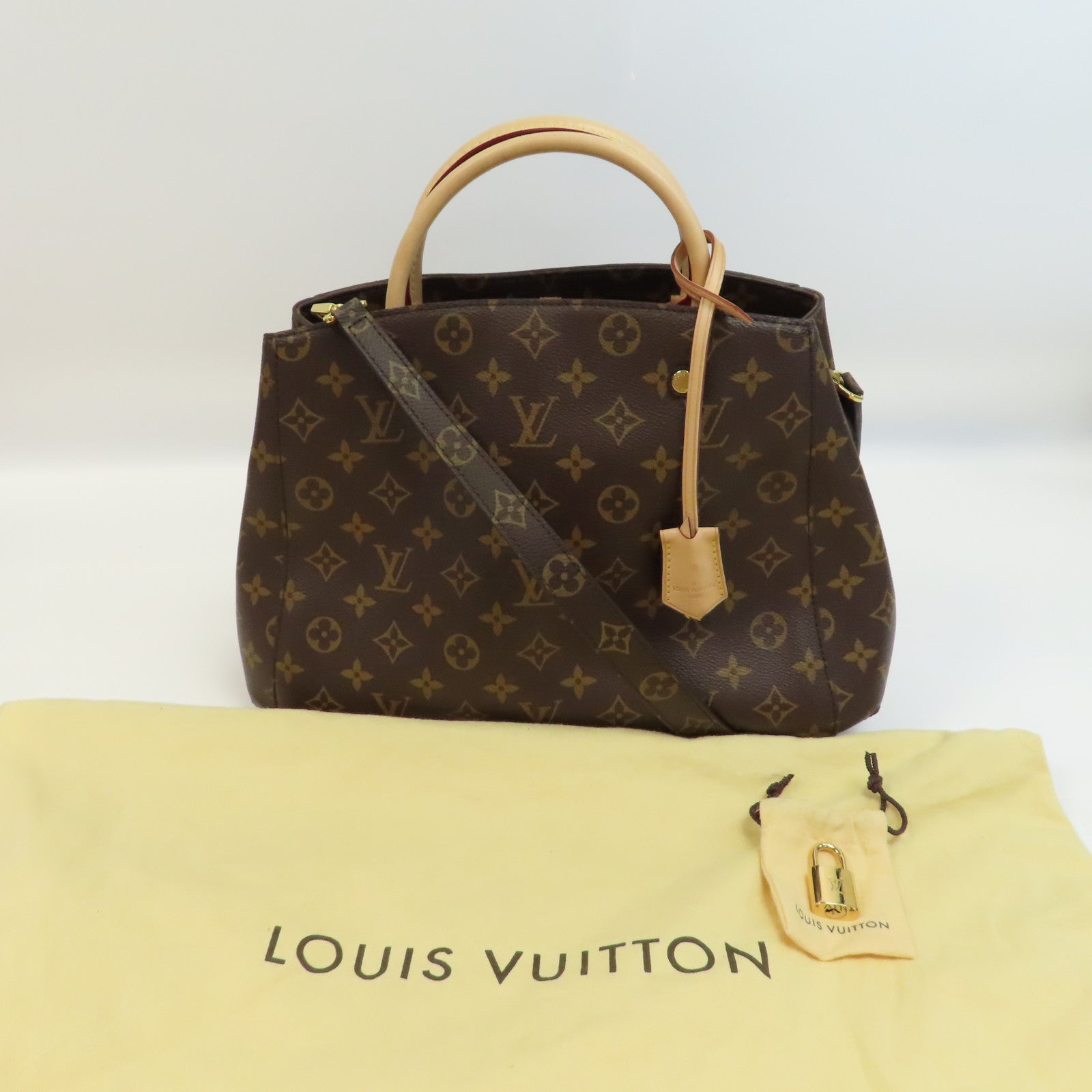 LOUIS VUITTON Monogram Montaigne MM金扣手挽肩背兩用袋啡色