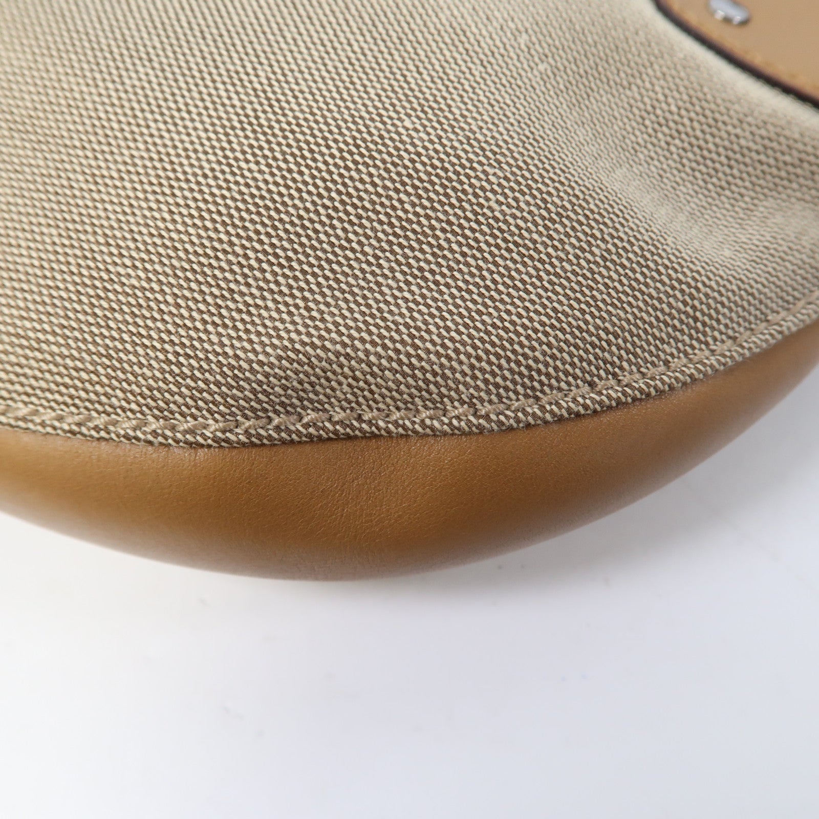 GUCCI 帆布Shoulder Bag銀扣肩背袋啡色