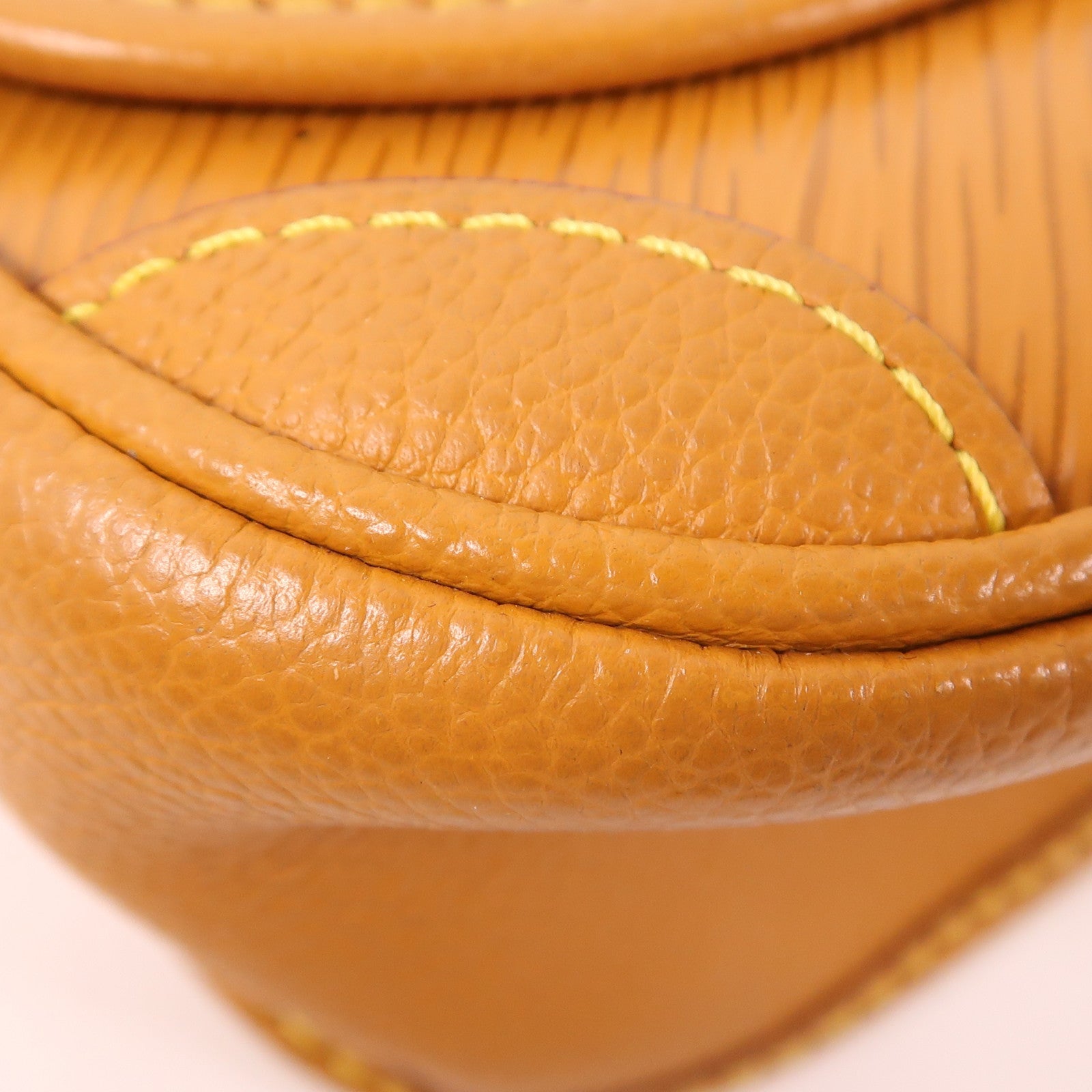 LOUIS VUITTON Epi Buci銀扣肩背袋