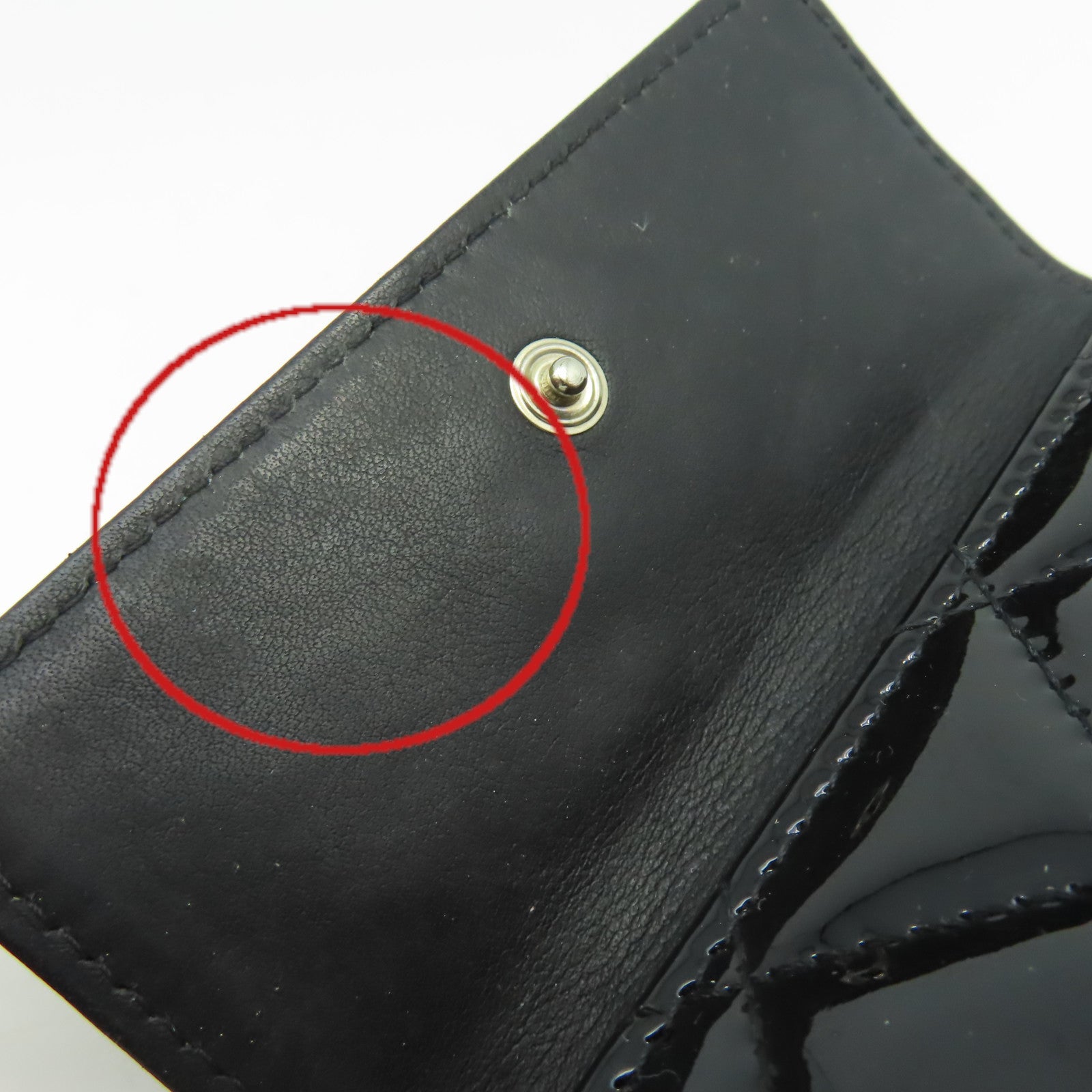 CHANEL 菱格漆皮皮革Short Wallet銀扣短錢包黑色