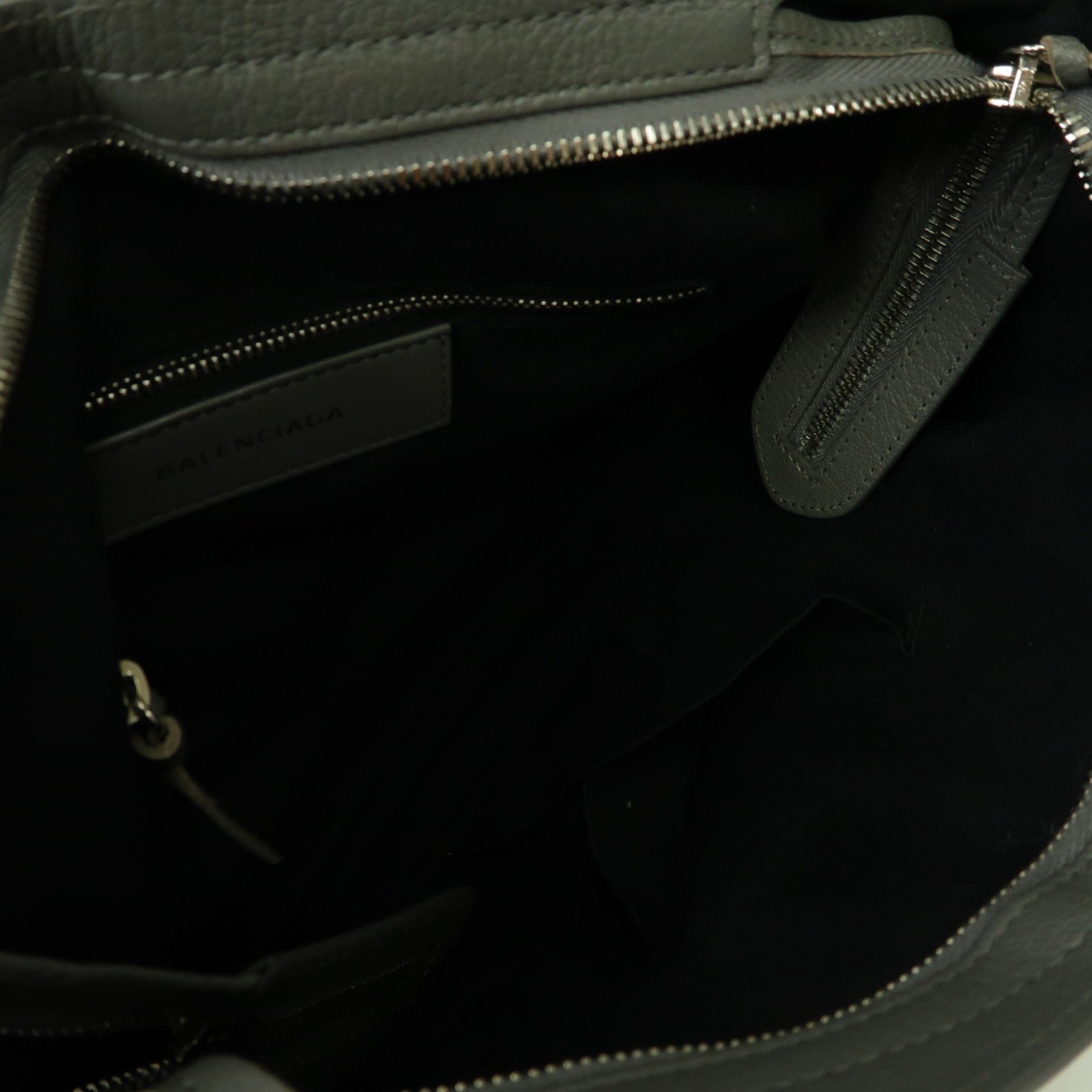 BALENCIAGA 牛皮皮革Metallic Edge City銀扣手挽肩背兩用袋灰色