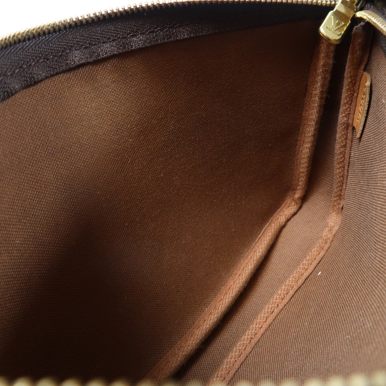 LOUIS VUITTON Monogram Pochette Accessories金扣手拿包啡色