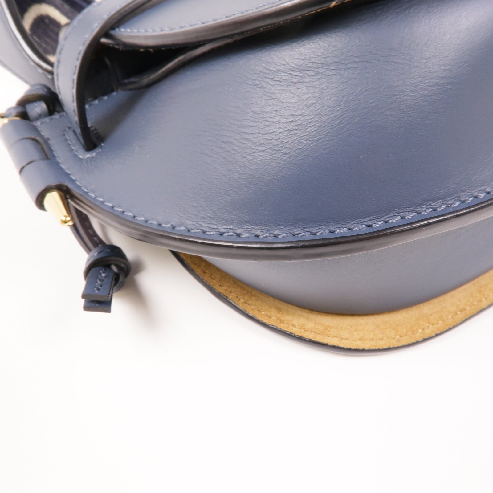 LOEWE 牛皮皮革Mini Gate金扣肩背袋