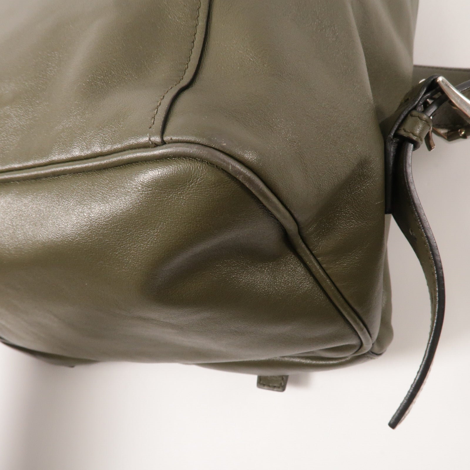PRADA 牛皮皮革Backpack背包