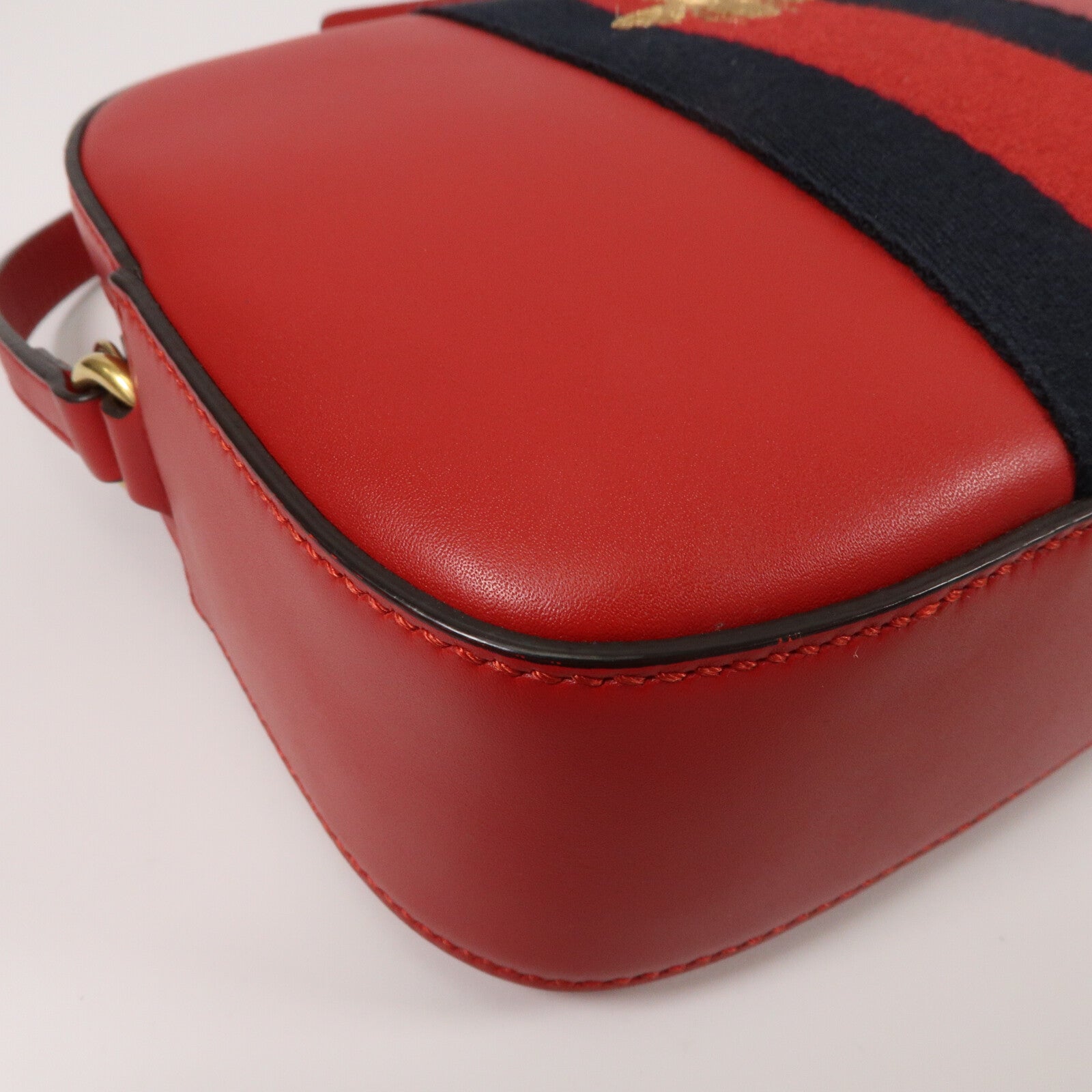 GUCCI 牛皮皮革Gucci Bee Web Camera Bag肩背袋