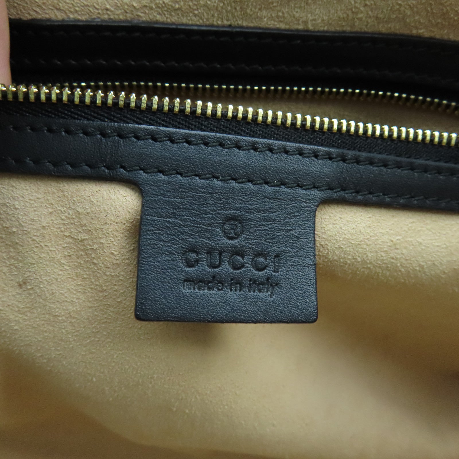 GUCCI 【激減優惠】塗層帆布Padlock Medium Shoulder Bag金扣鏈帶肩背袋啡色/黑色