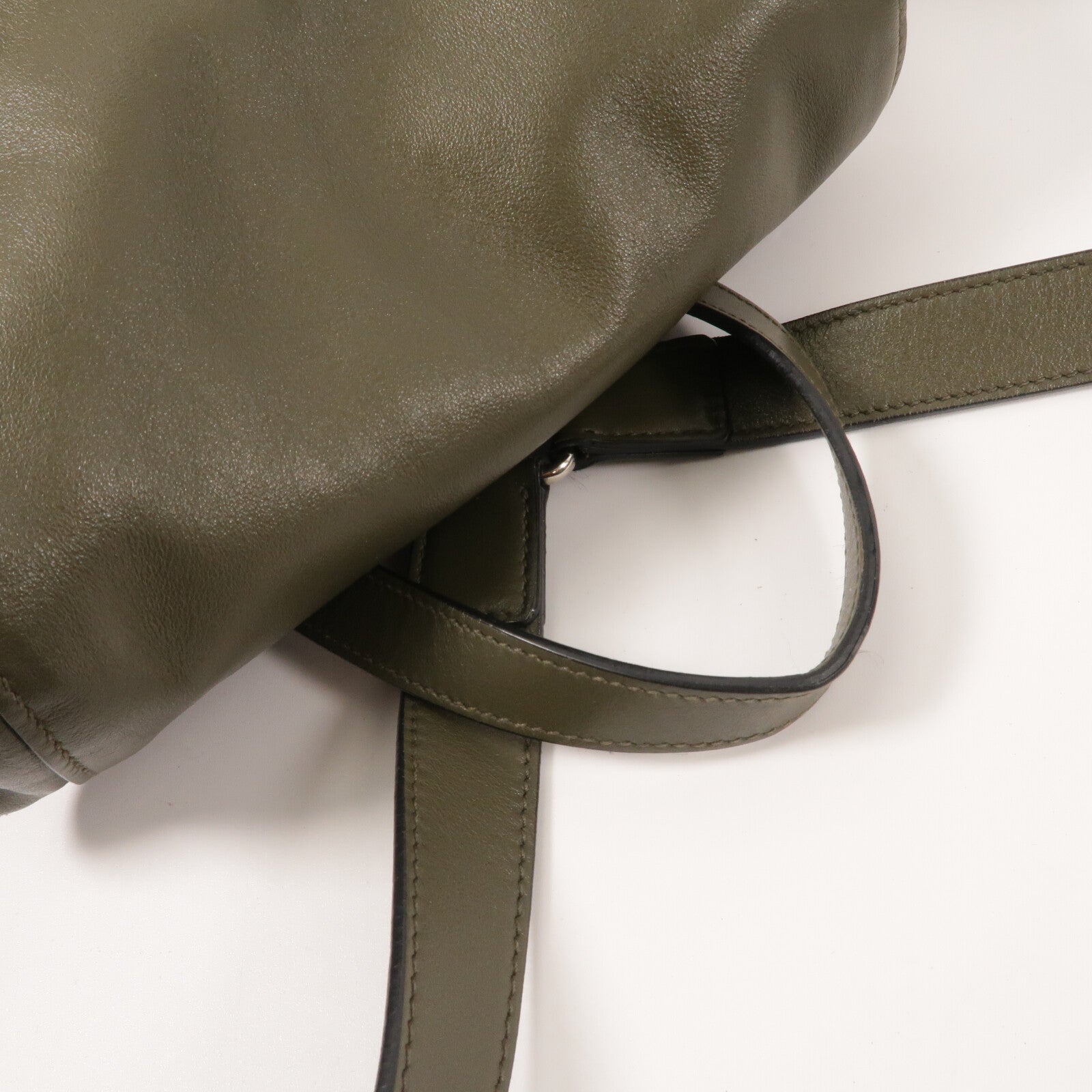 PRADA 牛皮皮革Backpack背包
