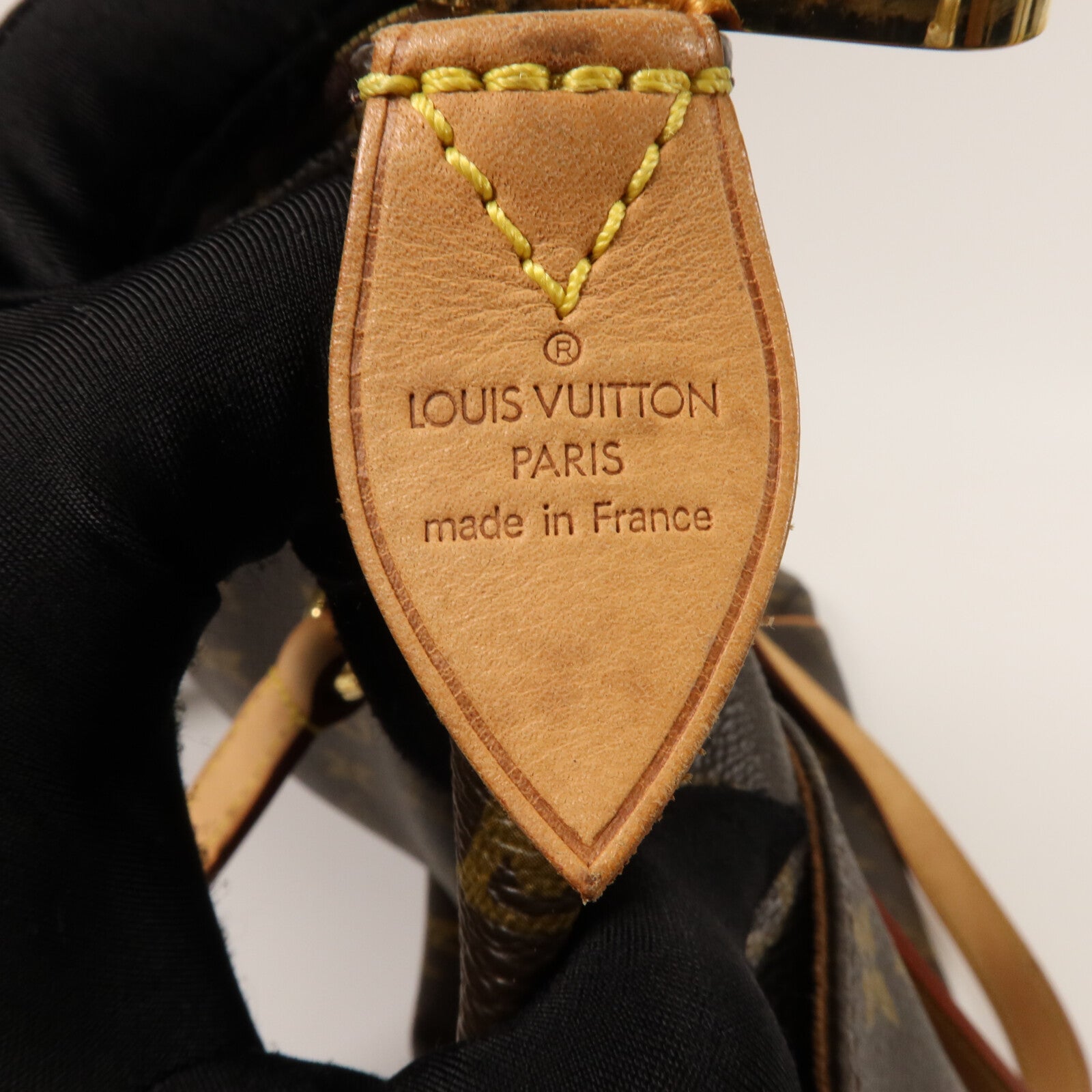 LOUIS VUITTON Monogram Totally MM肩背袋