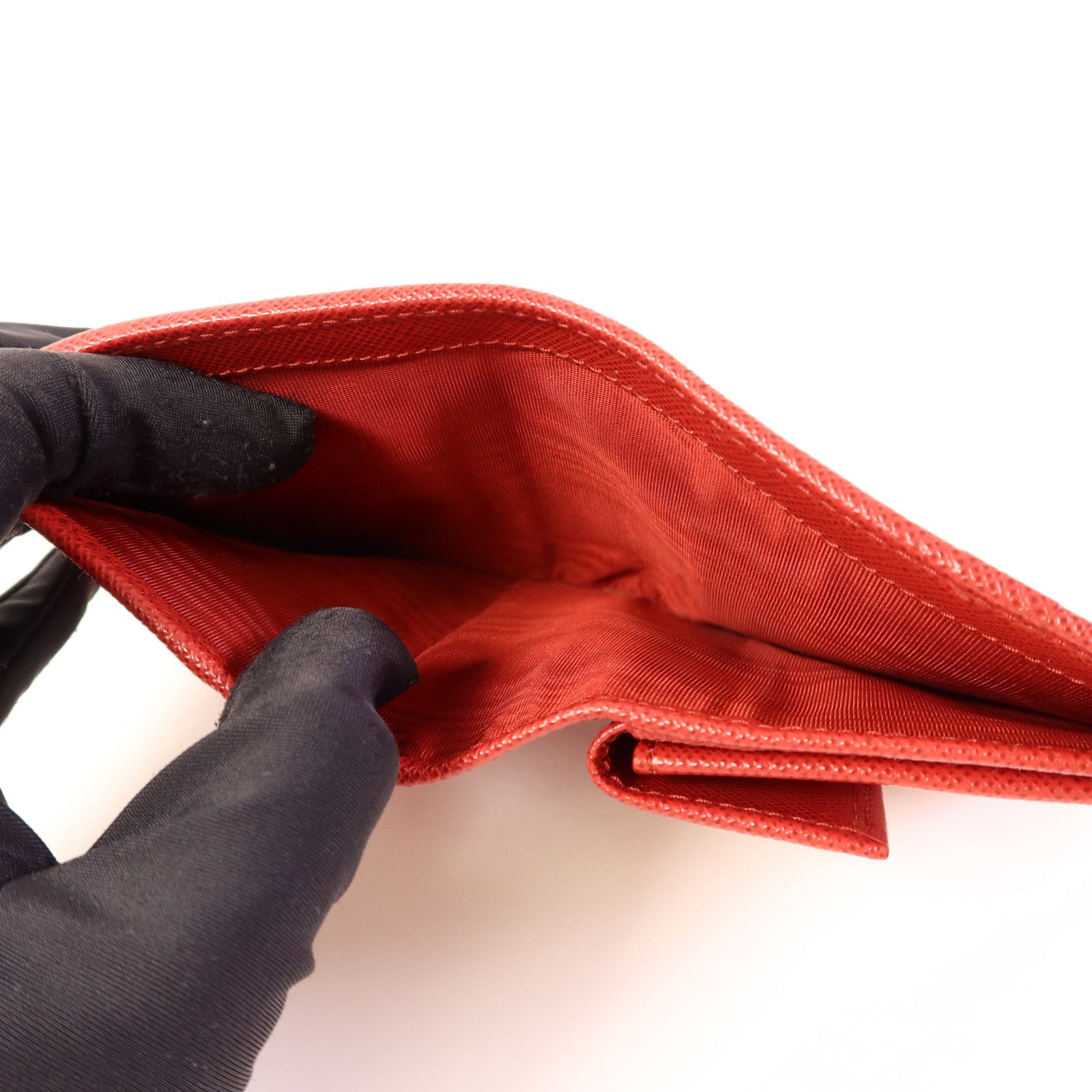 PRADA 尼龍Vitello Move金扣錢包