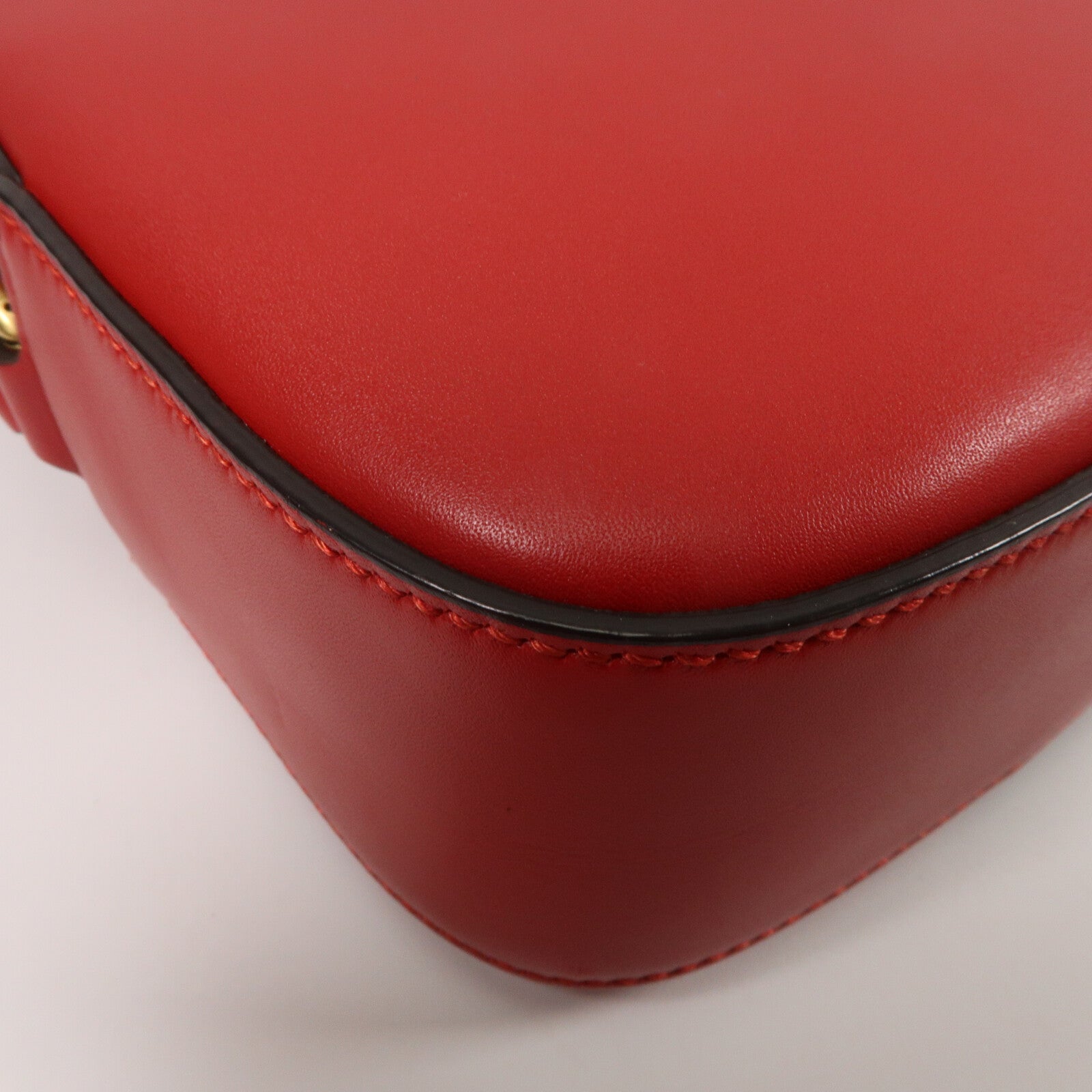 GUCCI 牛皮皮革Gucci Bee Web Camera Bag肩背袋