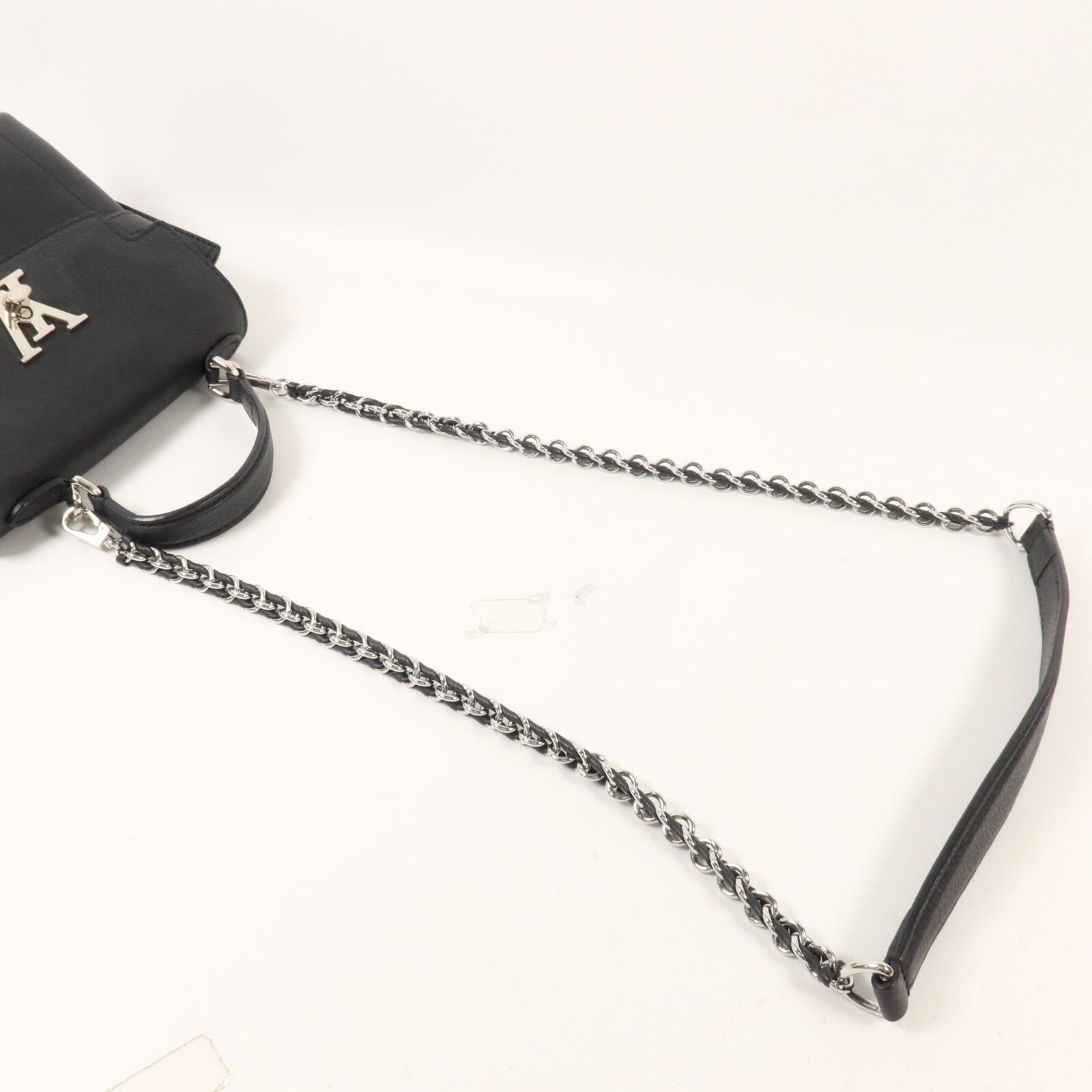 LOUIS VUITTON 牛皮皮革Lockme Ever Mini鏈帶手挽肩背兩用袋