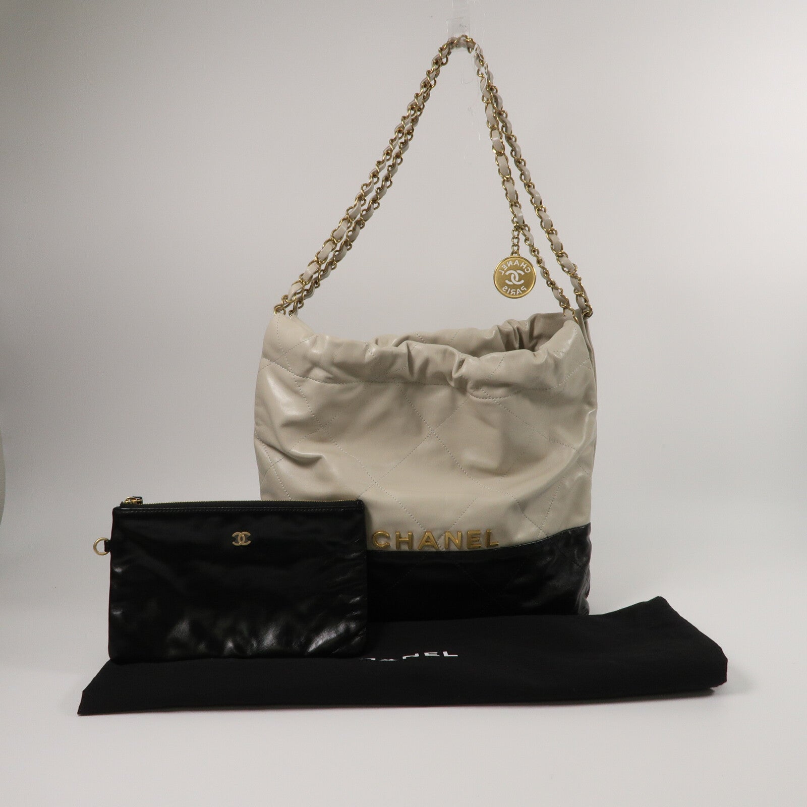 CHANEL Chanel 22 Small鏈帶肩背袋
