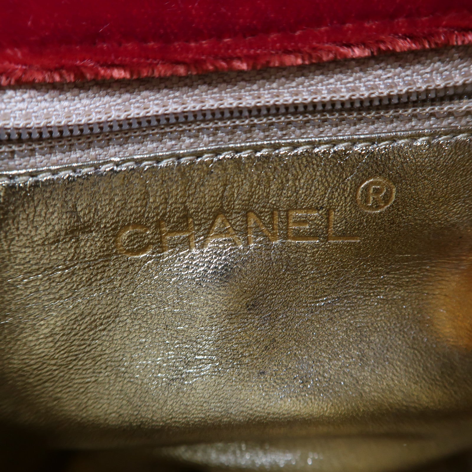 CHANEL 【激減優惠】天鵝絨Vintage Handbag金扣手挽袋紅色