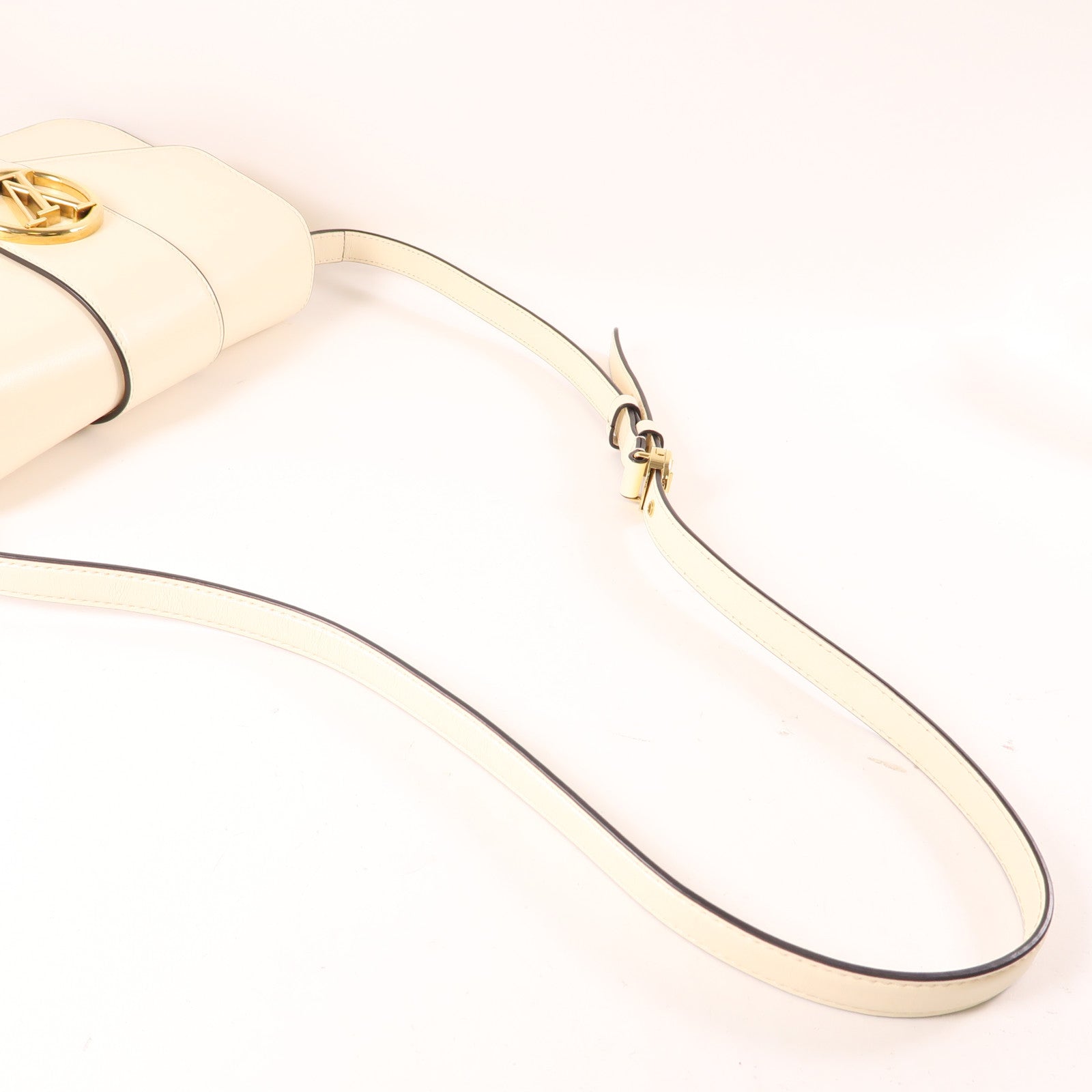 LOUIS VUITTON 牛皮皮革金扣Bolsa LV Pont 9肩背袋米色