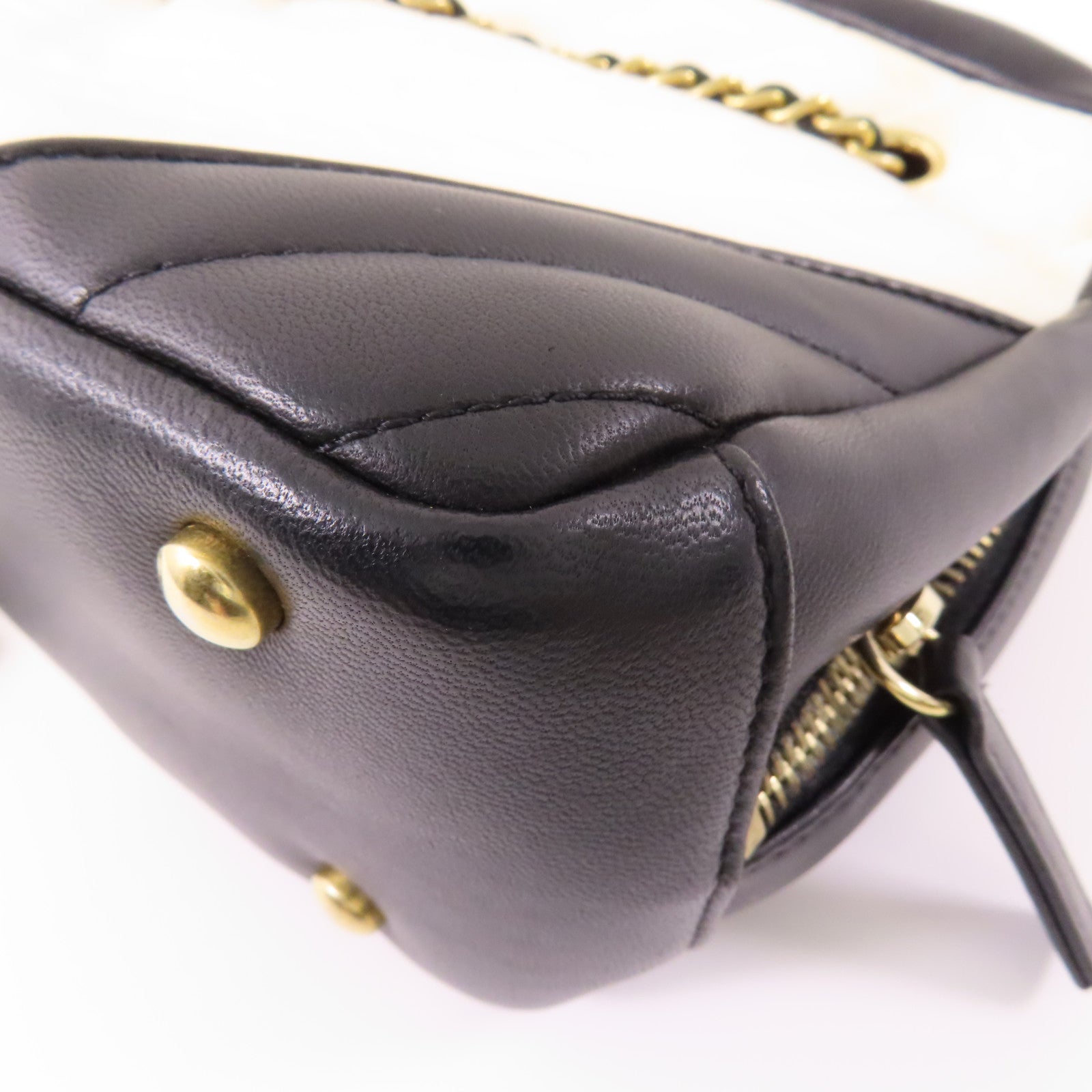 CHANEL CC GHW Chain Shoulder Bag Lambskin Leather Black White